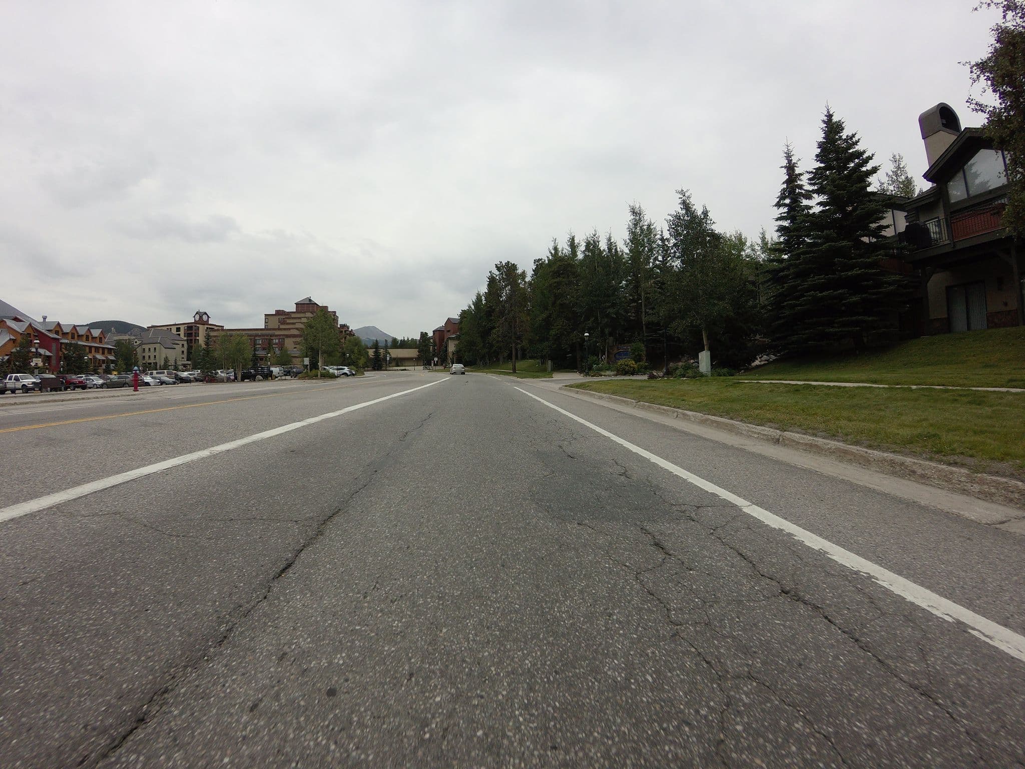 Street view near One Breckenridge Place, Silverthorne — © talllguy (CC BY-SA · Mapillary)