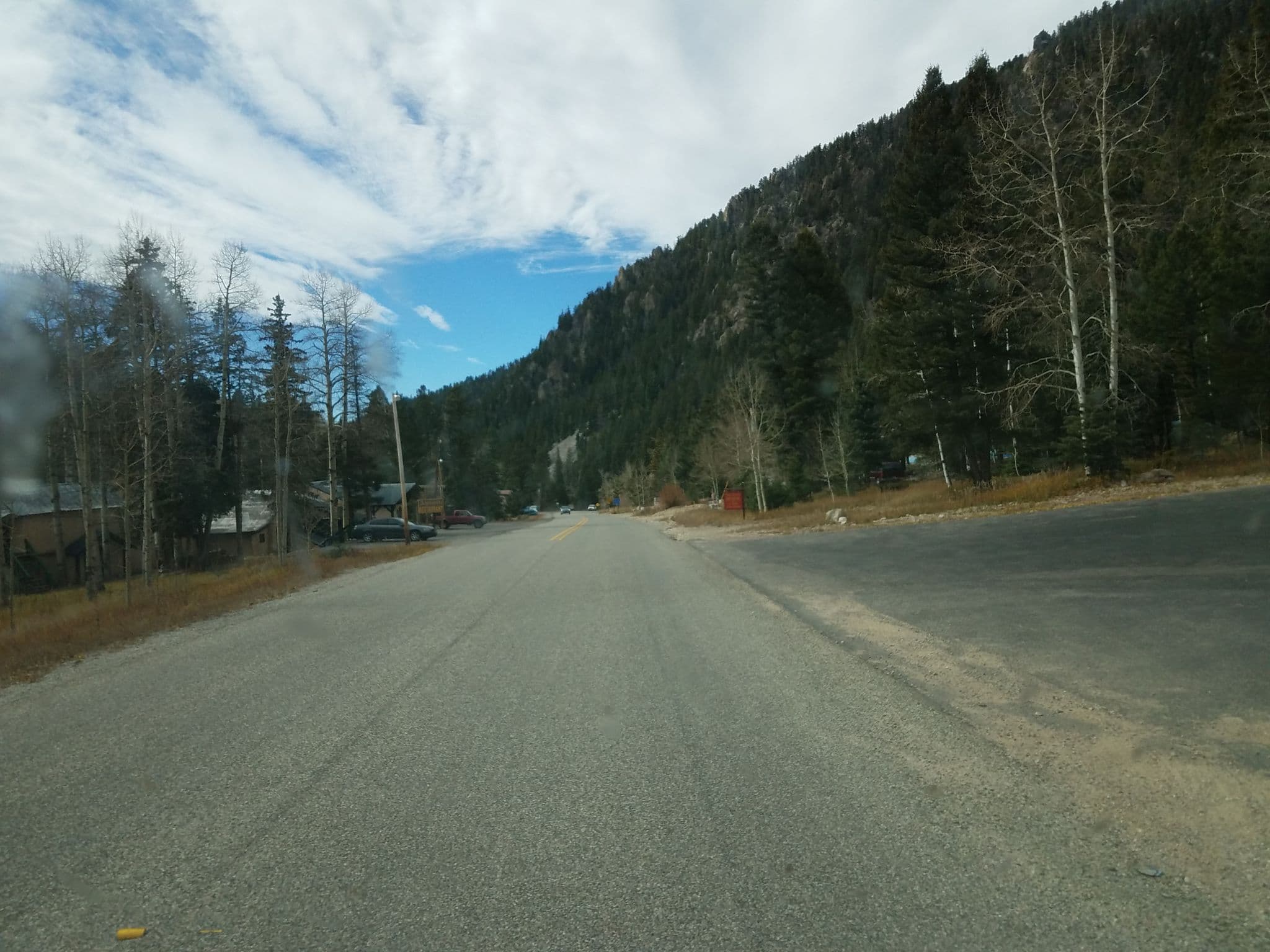 Street view near Alpine Village Cottam's Cabin, Arroyo Seco — © jbthemilker (CC BY-SA · Mapillary)
