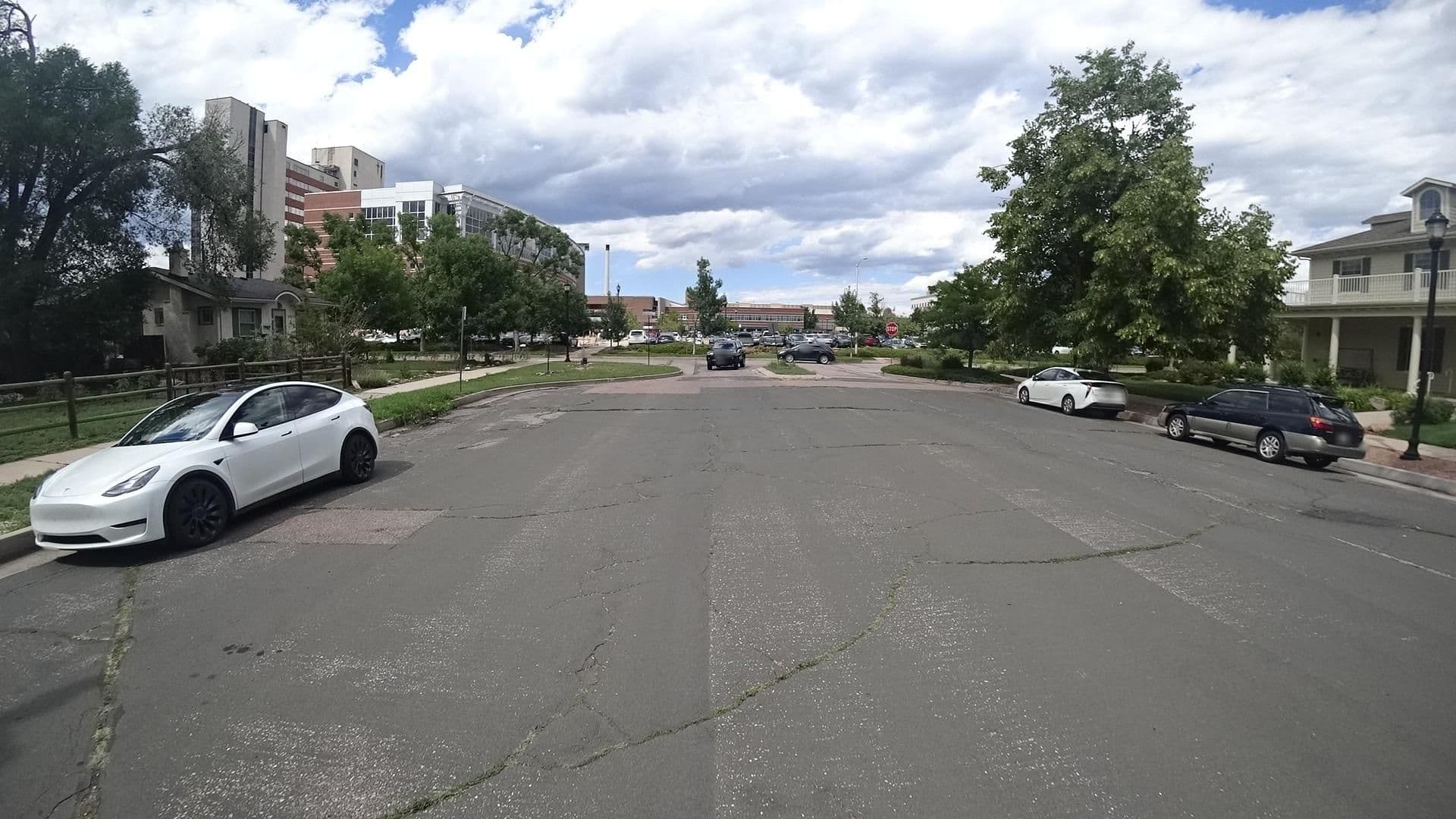 Street view near John Zay Guest House, Colorado Springs — © marker_geo (CC BY-SA · Mapillary)