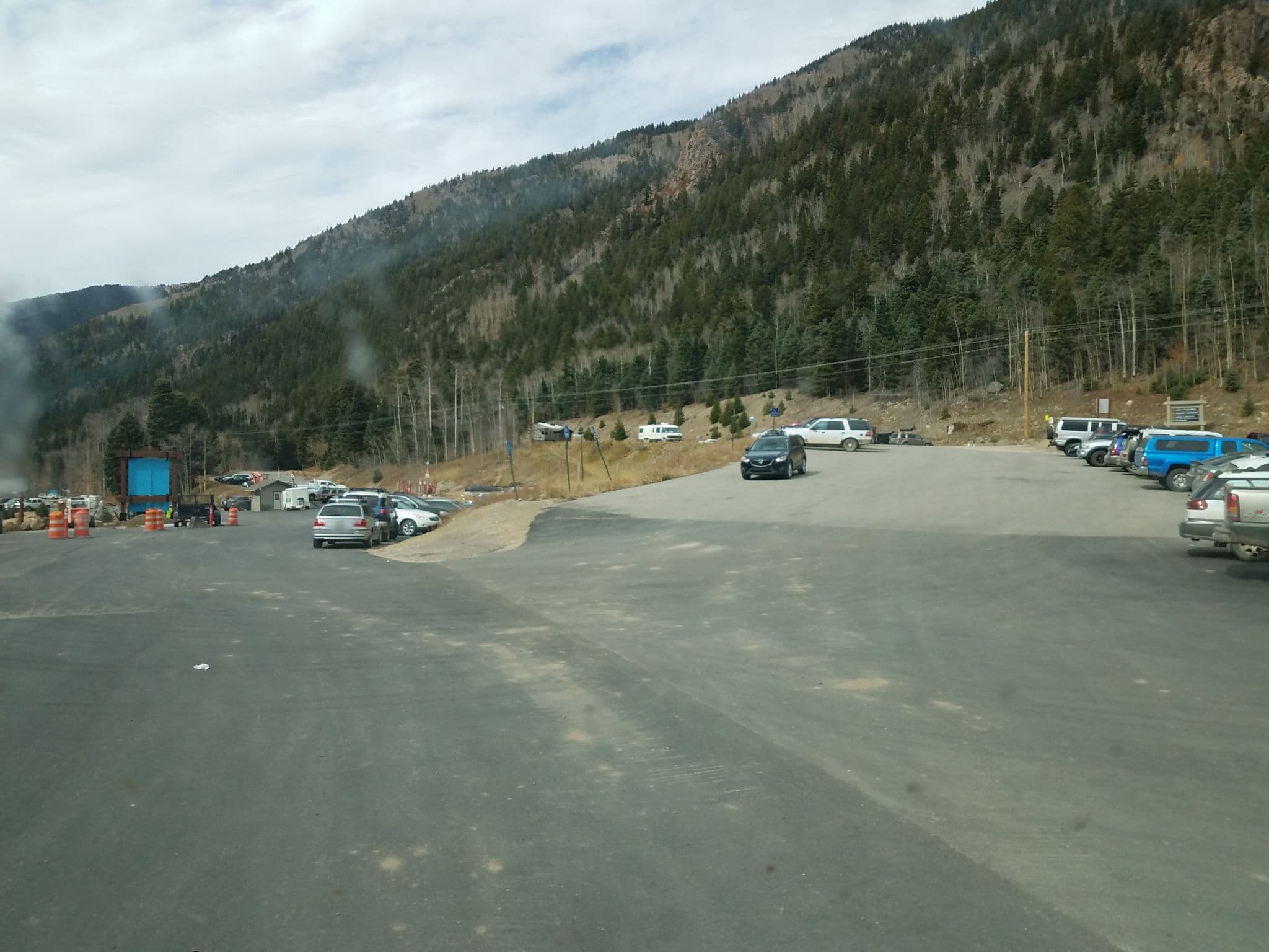 Street view near Sierra del Sol Condominiums, Arroyo Seco — © jbthemilker (CC BY-SA · Mapillary)