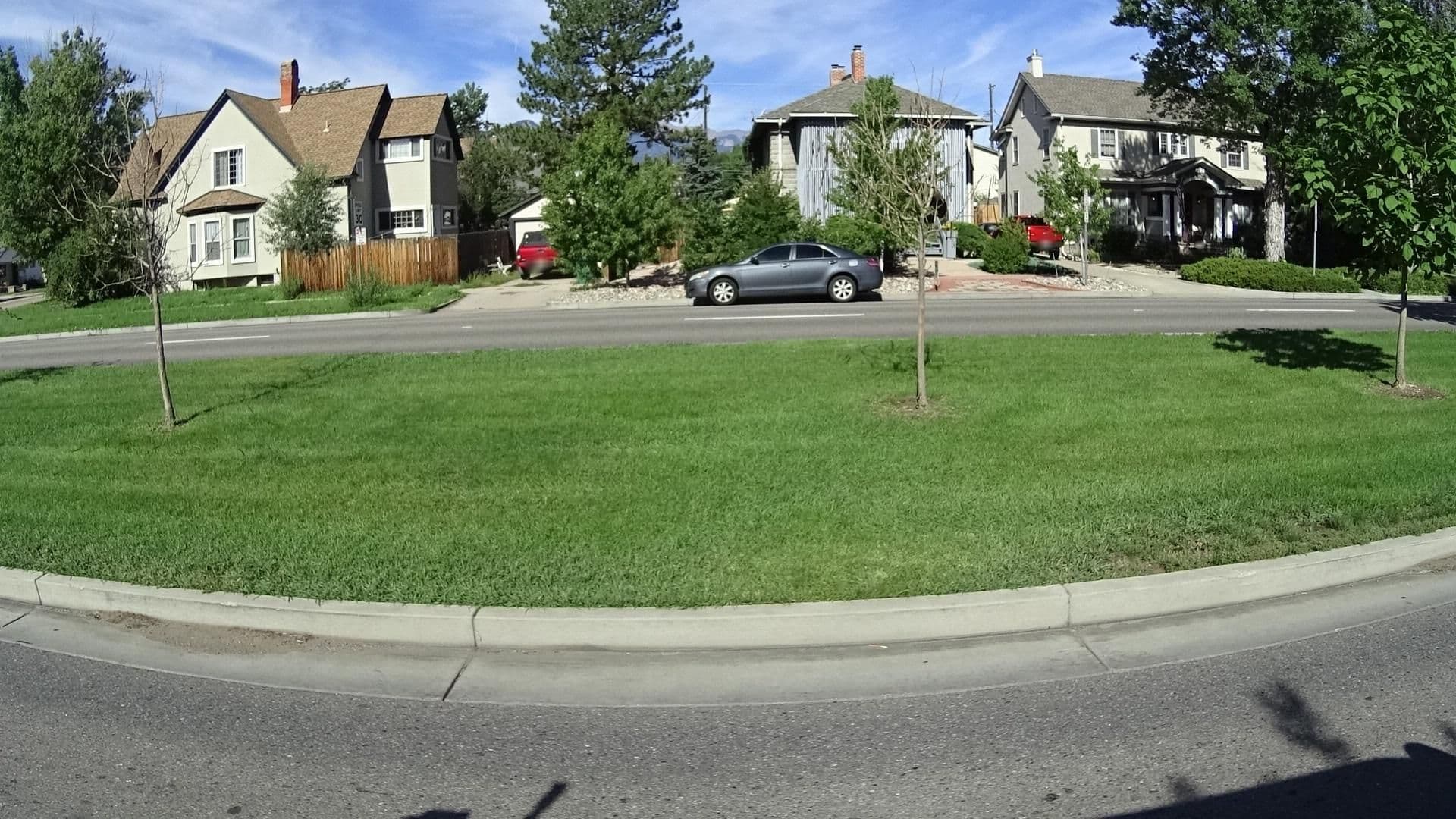 Street view near Summit House Inn, Colorado Springs — © marker_geo (CC BY-SA · Mapillary)