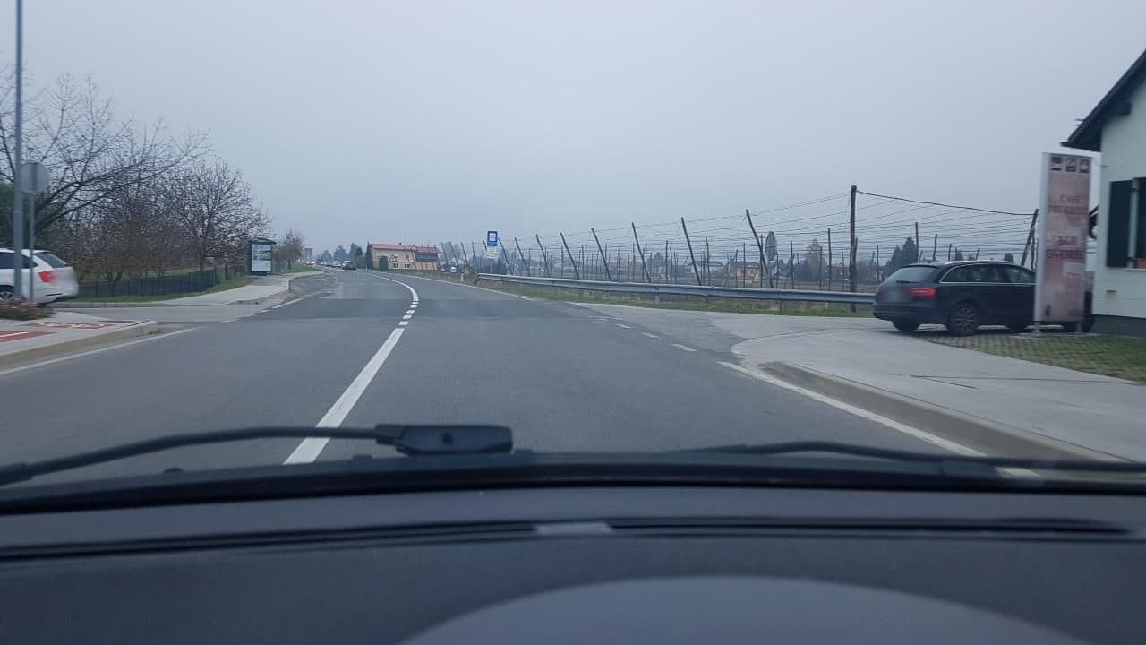 Street view near B&B Dvorec, Žalec — © mik007 (CC BY-SA · Mapillary)