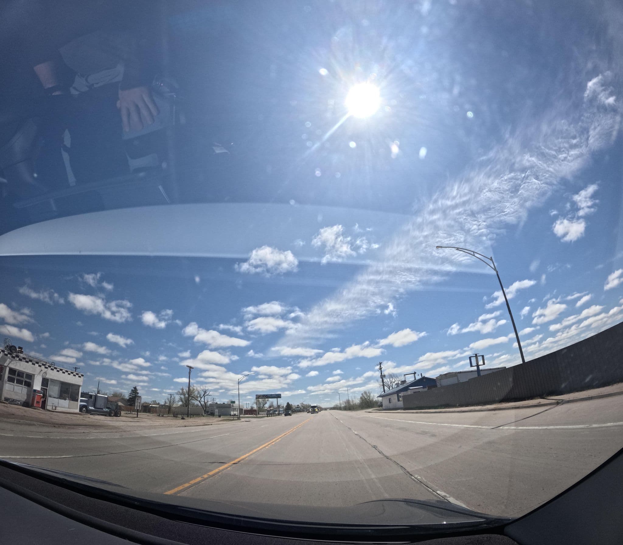 Street view near Ron's Corner Bar Bq, Limon — © vorpalblade (CC BY-SA · Mapillary)