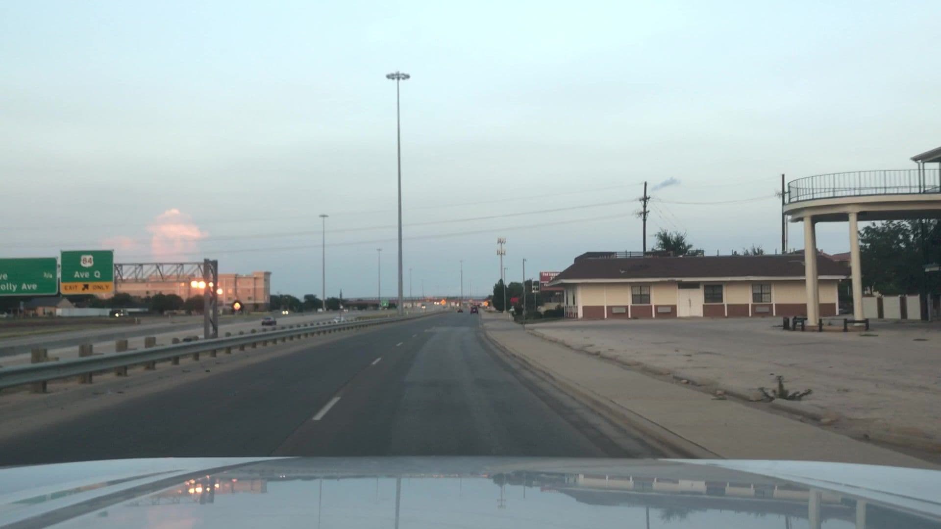 Street view near Days Inn, Lubbock — © lvl5 (CC BY-SA · Mapillary)