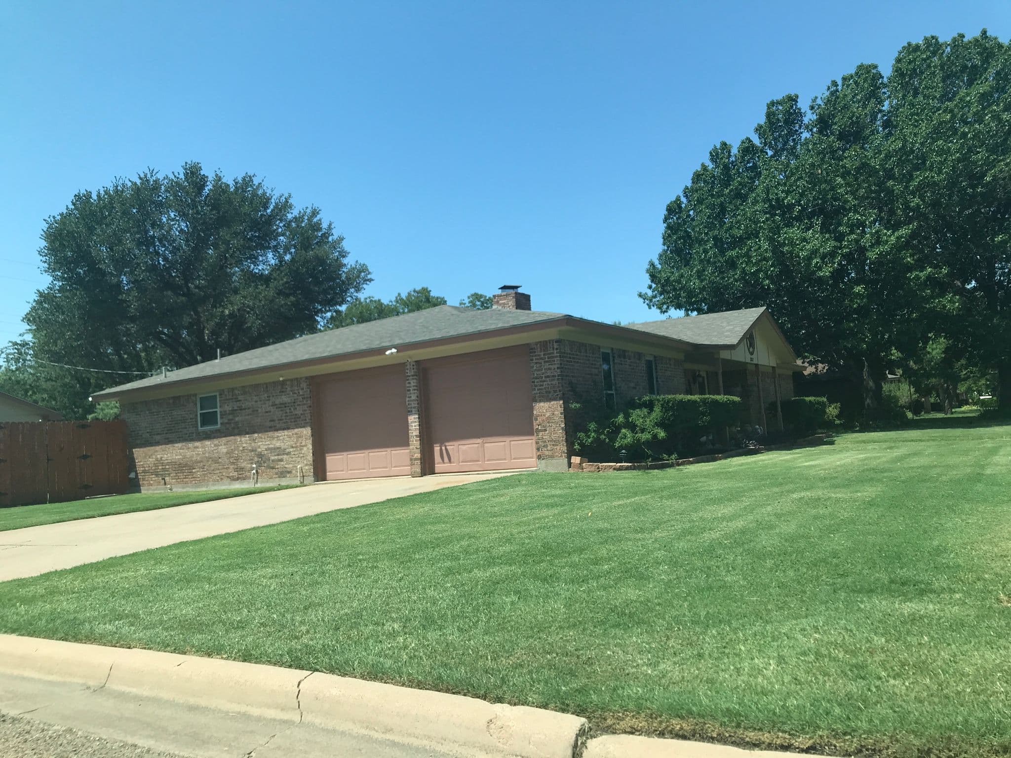 Street view near La Villa Migliore, Abilene — © mapper84 (CC BY-SA · Mapillary)