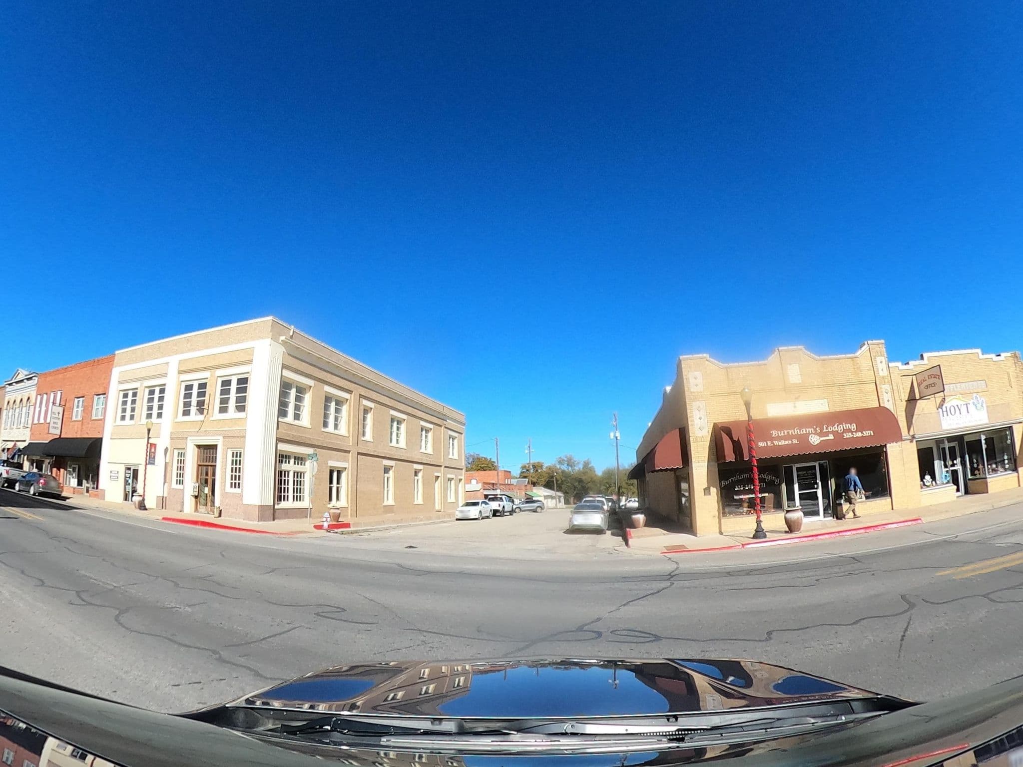Street view near Burnham's Lodging San Saba, San Saba — © raveneye (CC BY-SA · Mapillary)