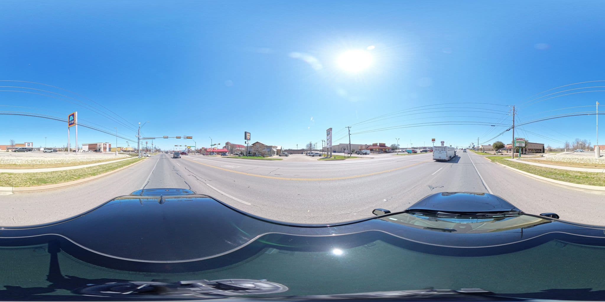Street view near Deluxe Inn, Stephenville — © JeromeRoberts (CC BY-SA · Mapillary)