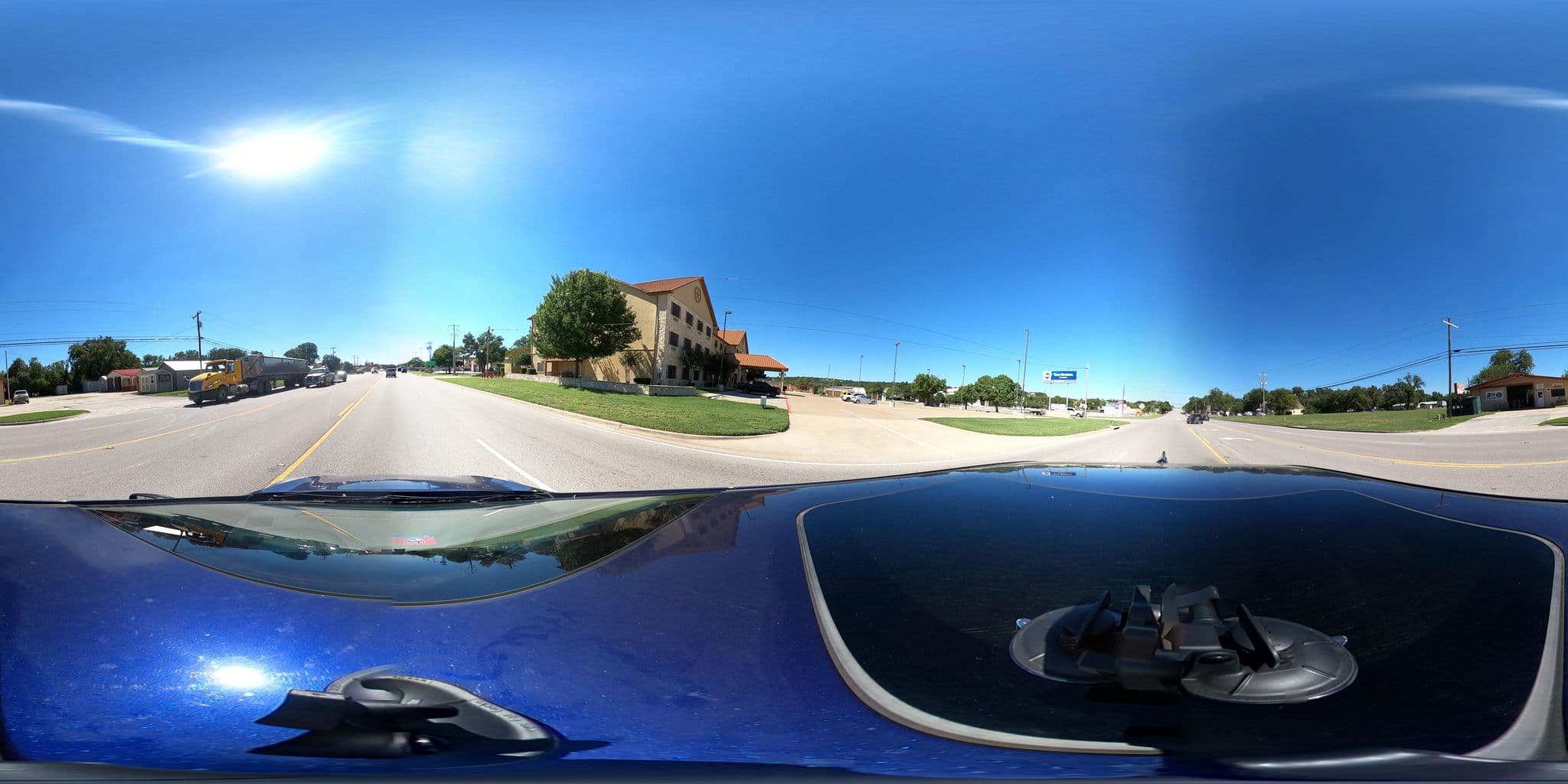 Street view near Dinosaur Valley Inn & Suites, Glen Rose — © End0fLine (CC BY-SA · Mapillary)