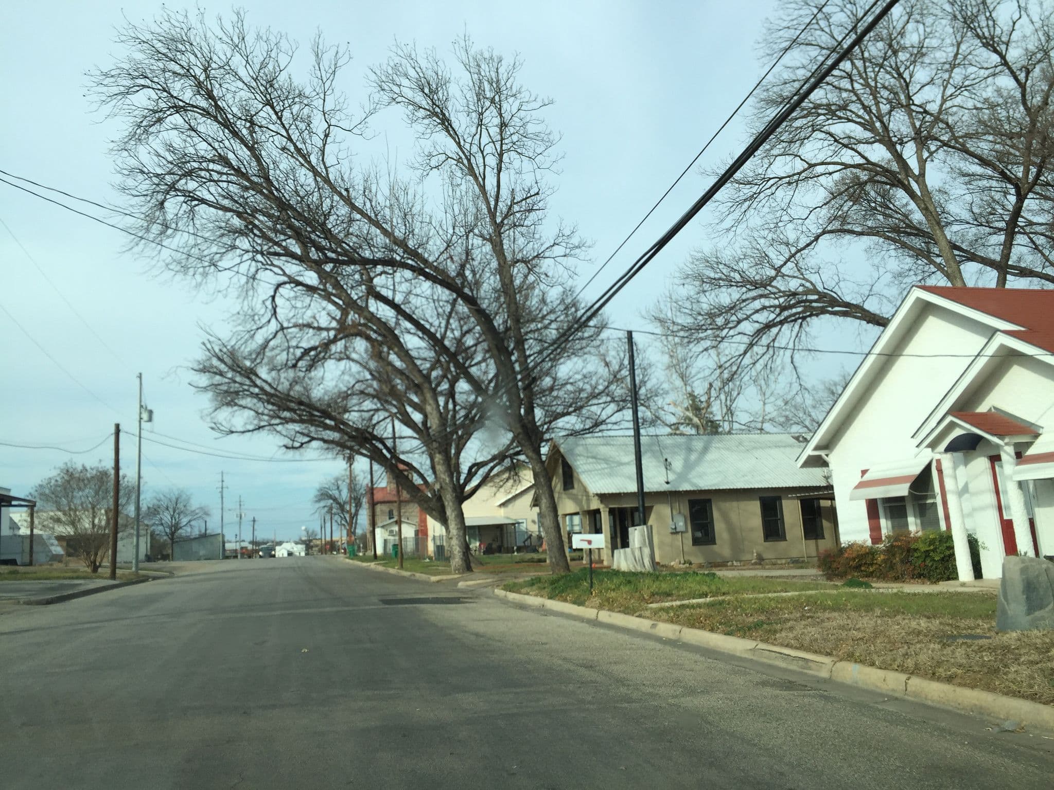 Street view near Flossie's Bed & Breakfast, Llano — © richlv (CC BY-SA · Mapillary)