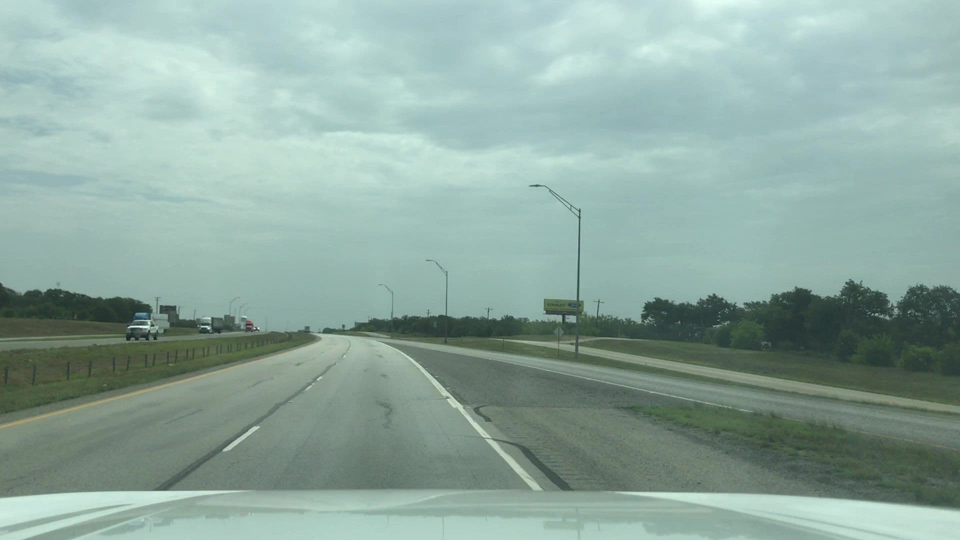Street view near motel 6, Cisco — © lvl5 (CC BY-SA · Mapillary)