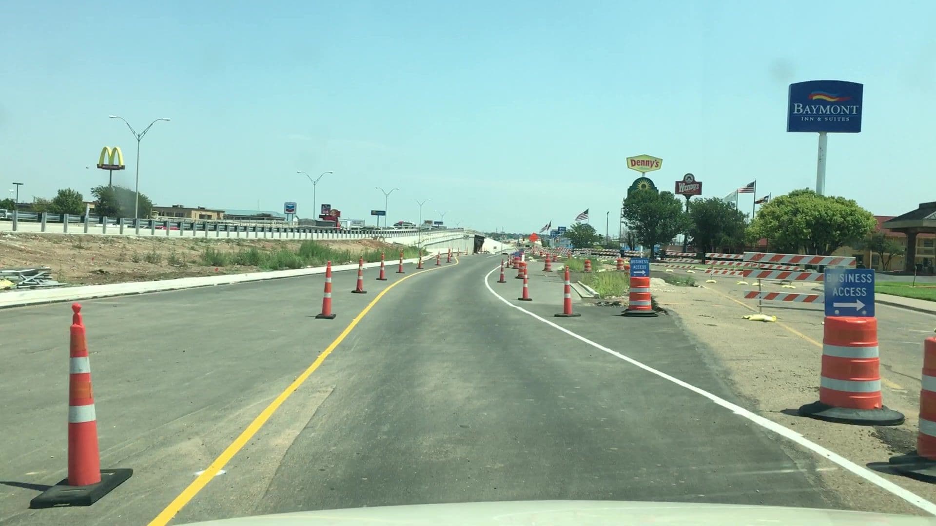 Street view near Magnuson Hotel, Amarillo — © lvl5 (CC BY-SA · Mapillary)
