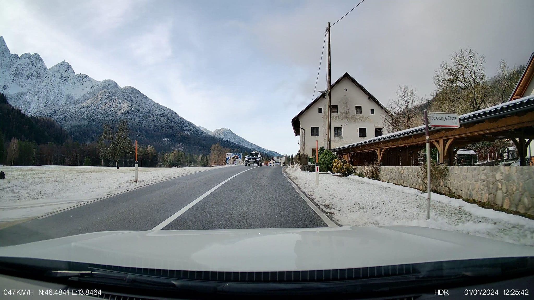 Street view near Rooms & apartment Martuljk, Kranjska Gora — © Hrabroslav (CC BY-SA · Mapillary)