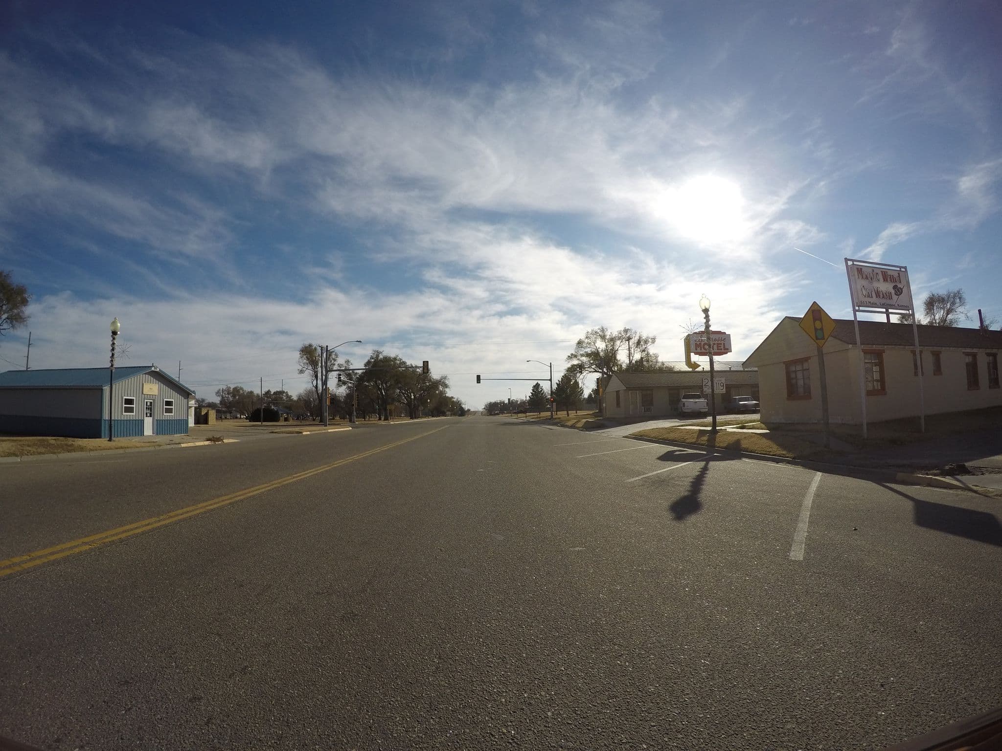 Street view near LaCrosse Motel, Hays — © toebee (CC BY-SA · Mapillary)