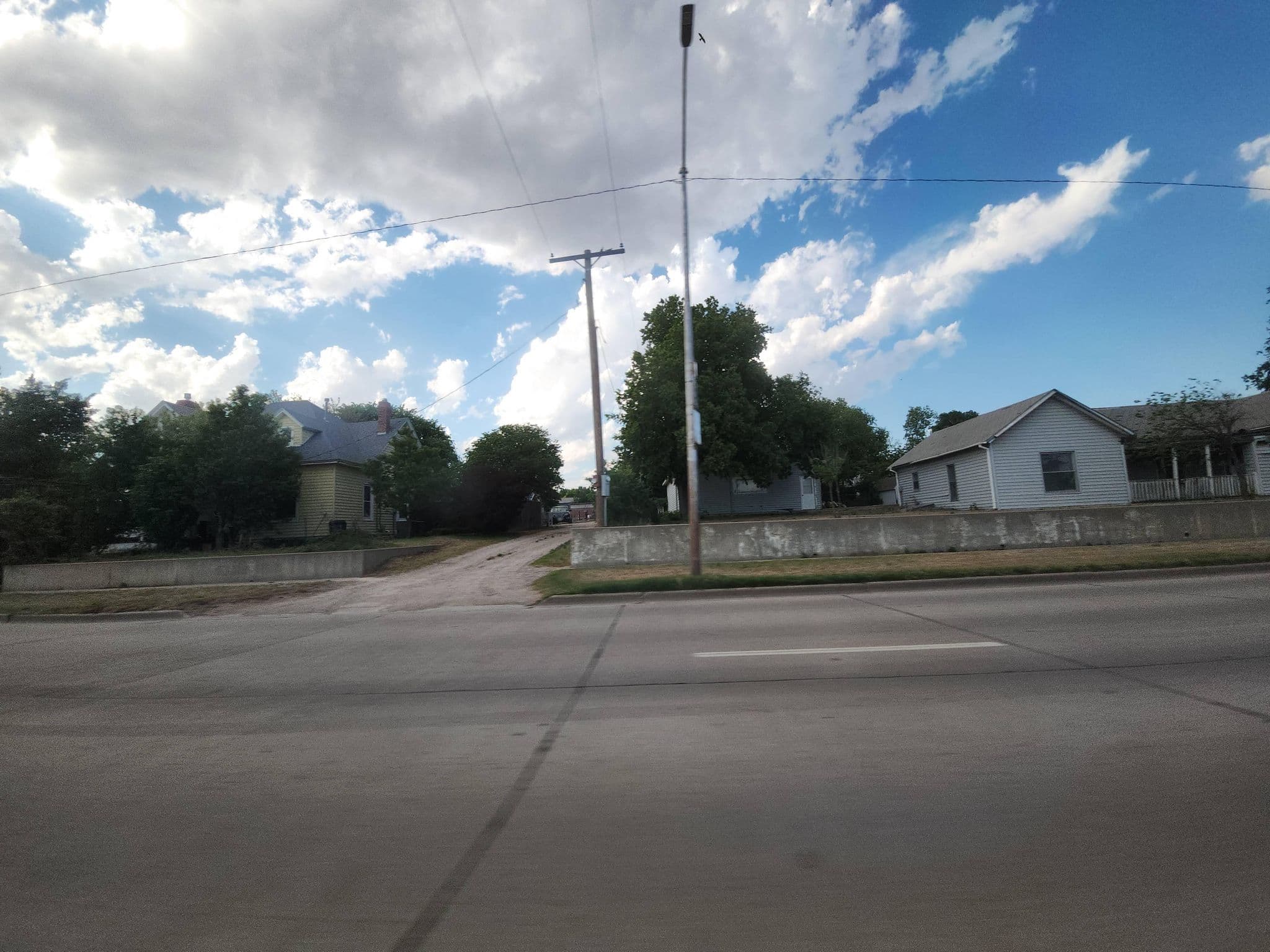 Street view near Cimarron Crossing Bed and Breakfast, Cimarron — © finneystreetview (CC BY-SA · Mapillary)