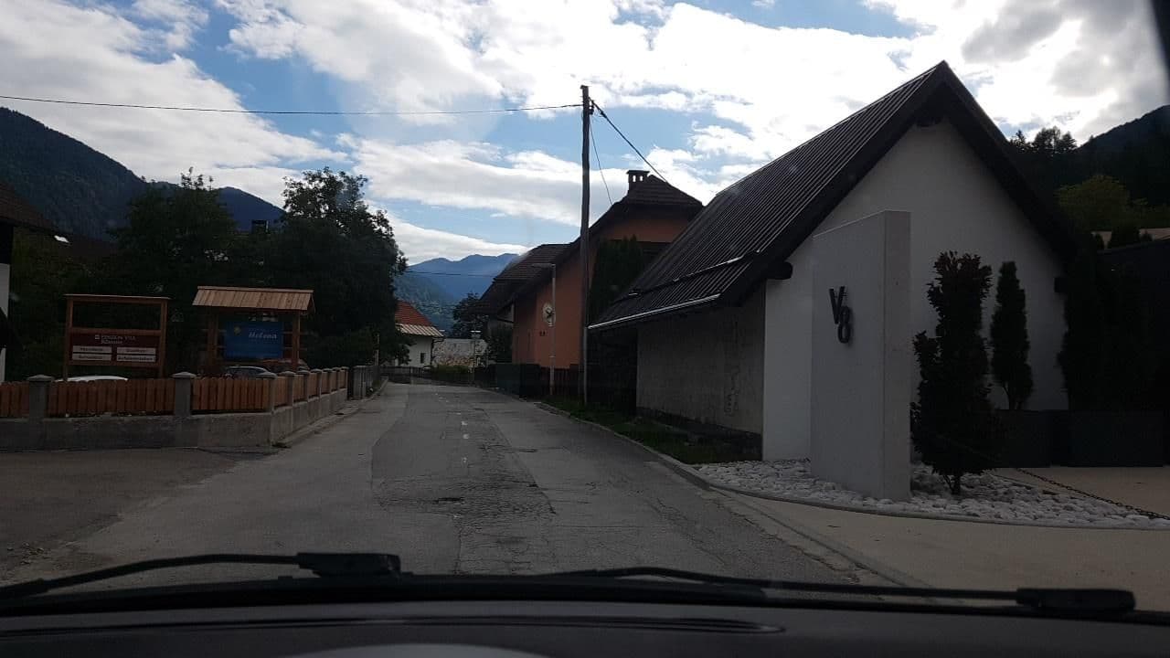 Street view near Apartmaji Helena, Kranjska Gora — © mik007 (CC BY-SA · Mapillary)