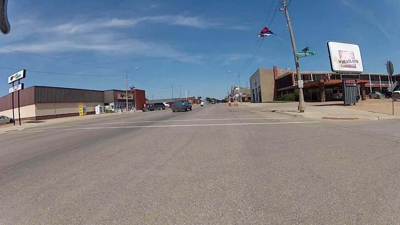 Street view near Wheatland Inn, Harper — © toebee (CC BY-SA · Mapillary)