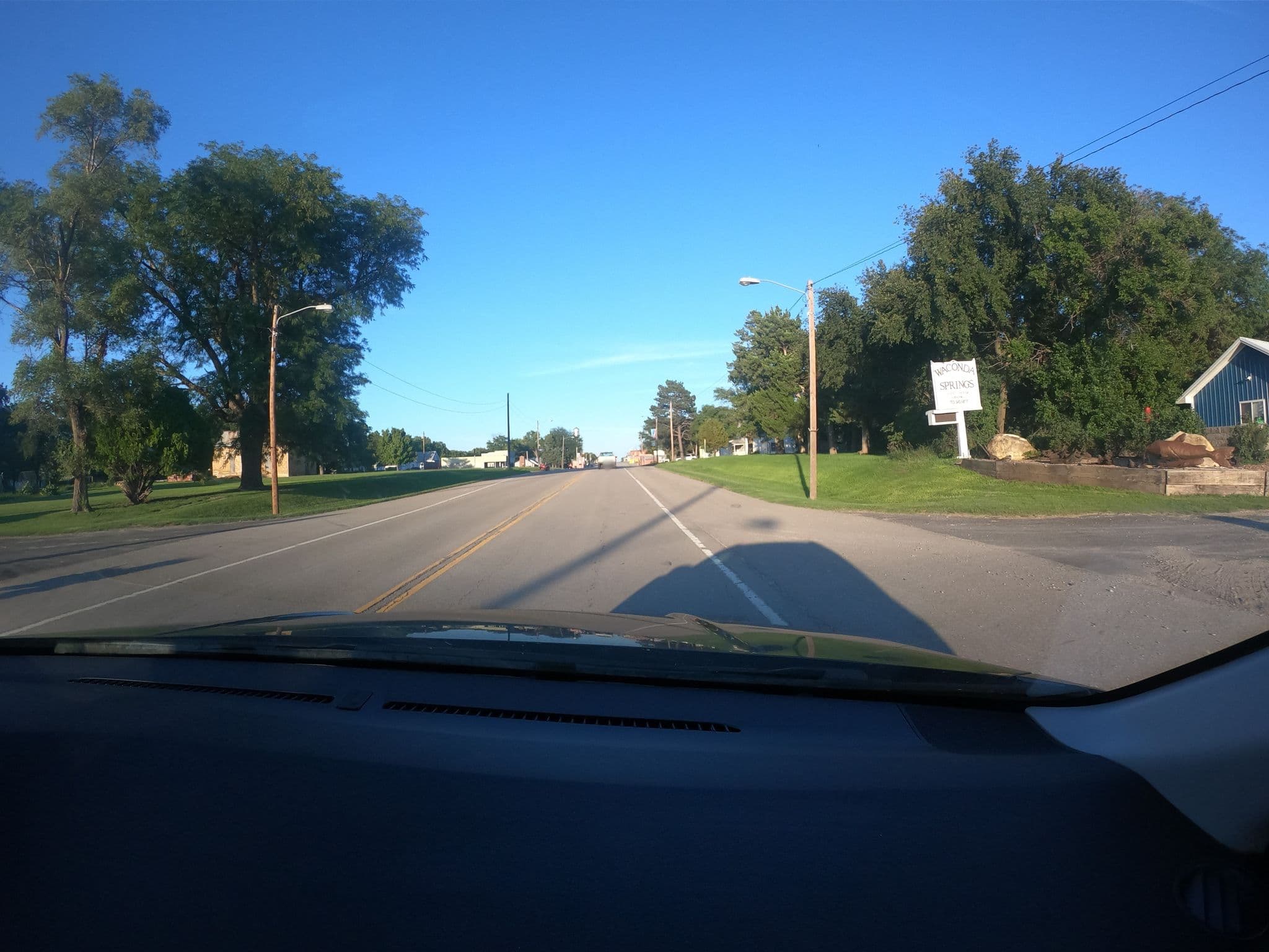 Street view near Waconda Springs Guest House, Osborne — © toebee (CC BY-SA · Mapillary)