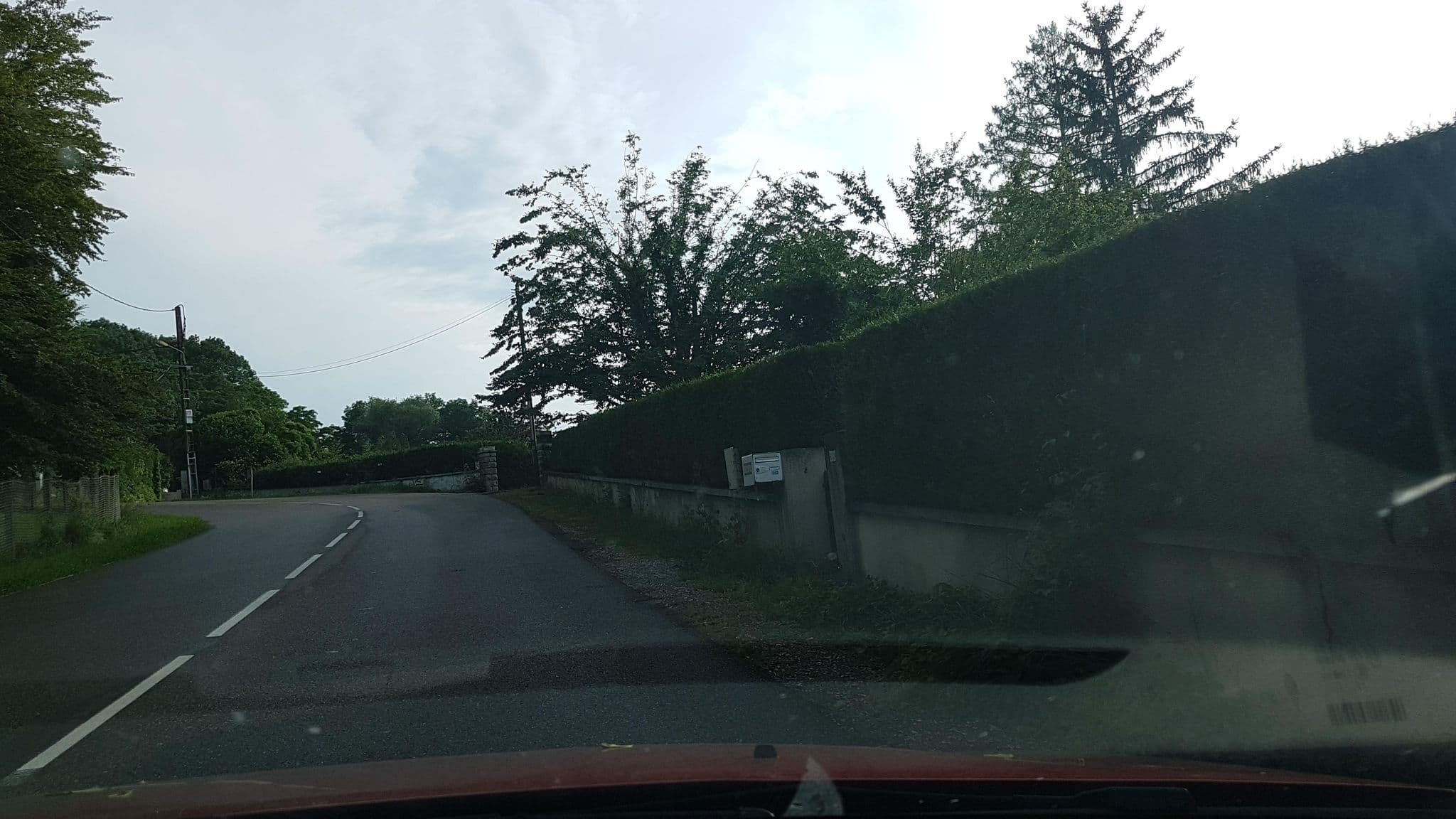 Street view near Le relais globe trotteur, Lons-le-Saunier — © pyrog (CC BY-SA · Mapillary)