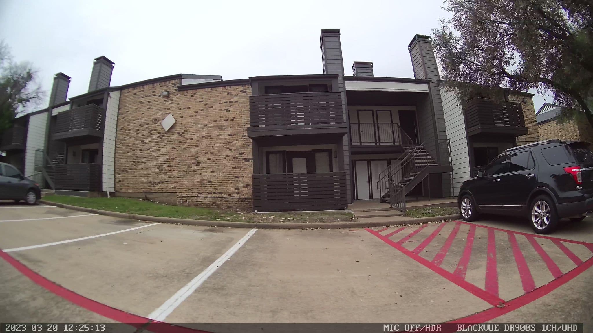 Street view near La Quita, Benbrook — © kartograf (CC BY-SA · Mapillary)