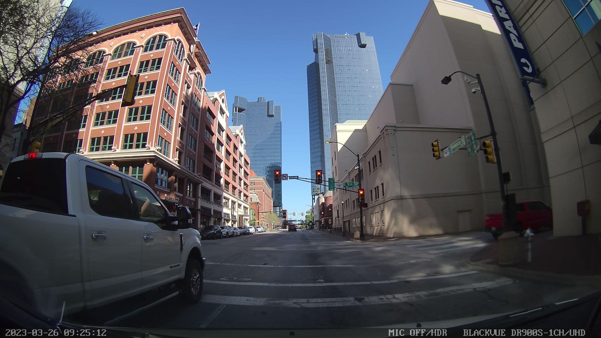 Street view near Clarion, Fort Worth — © gruzovik (CC BY-SA · Mapillary)