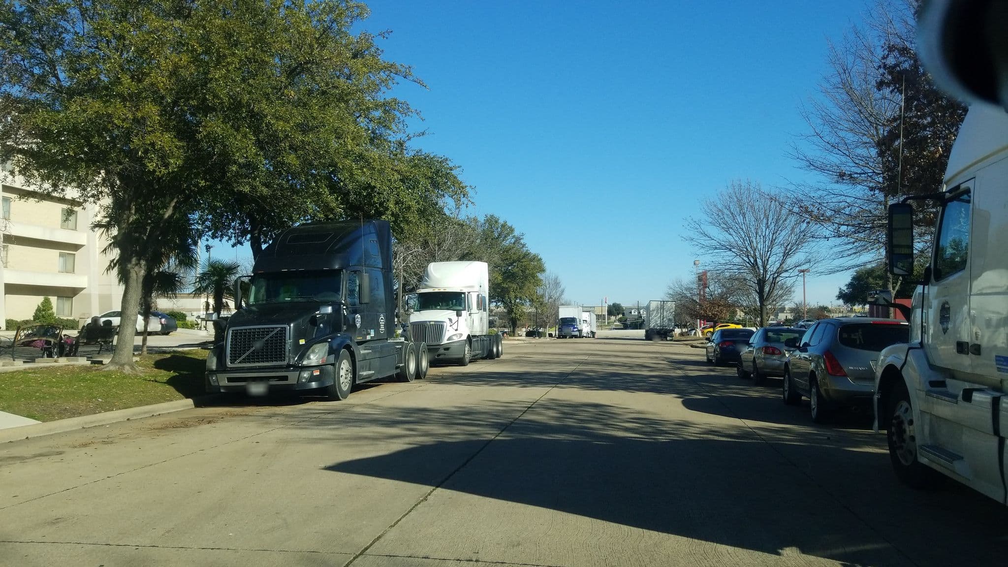 Street view near Budgetel Inns, Arlington — © yardcheese (CC BY-SA · Mapillary)