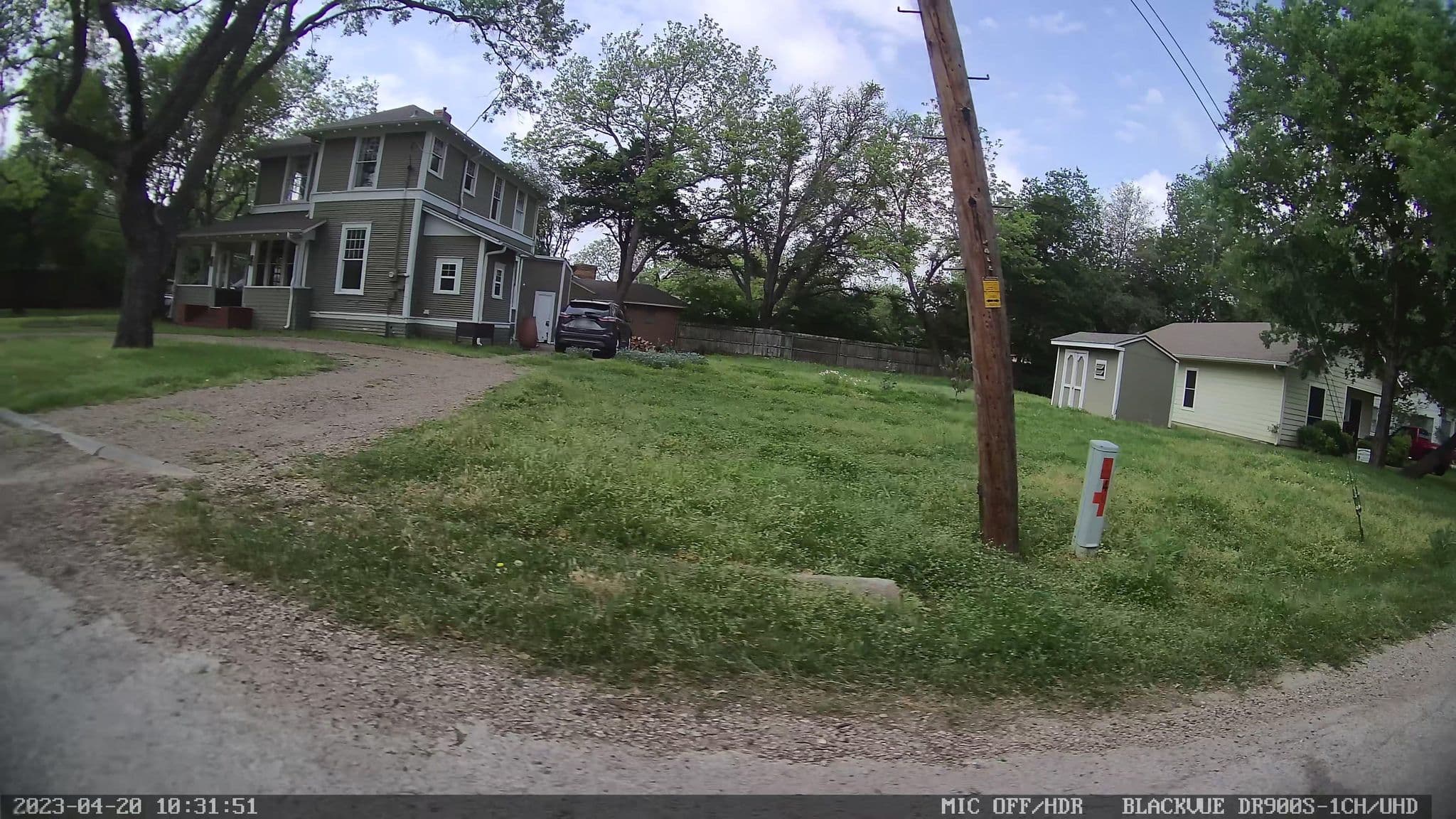 Street view near Wyndham Hotels & Resorts, Ennis — © gruzovik (CC BY-SA · Mapillary)