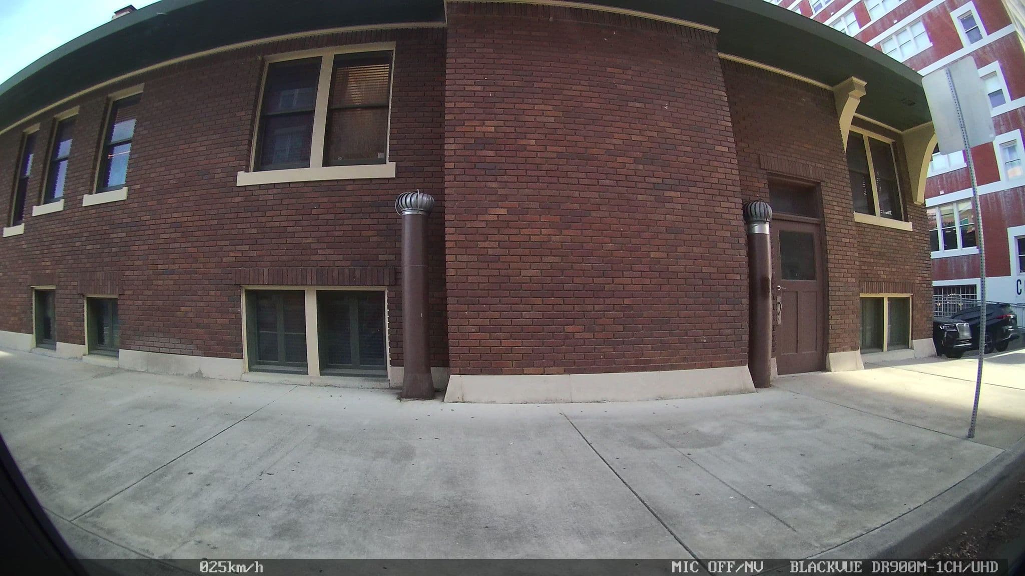Street view near Canvas, Dallas — © piligab (CC BY-SA · Mapillary)