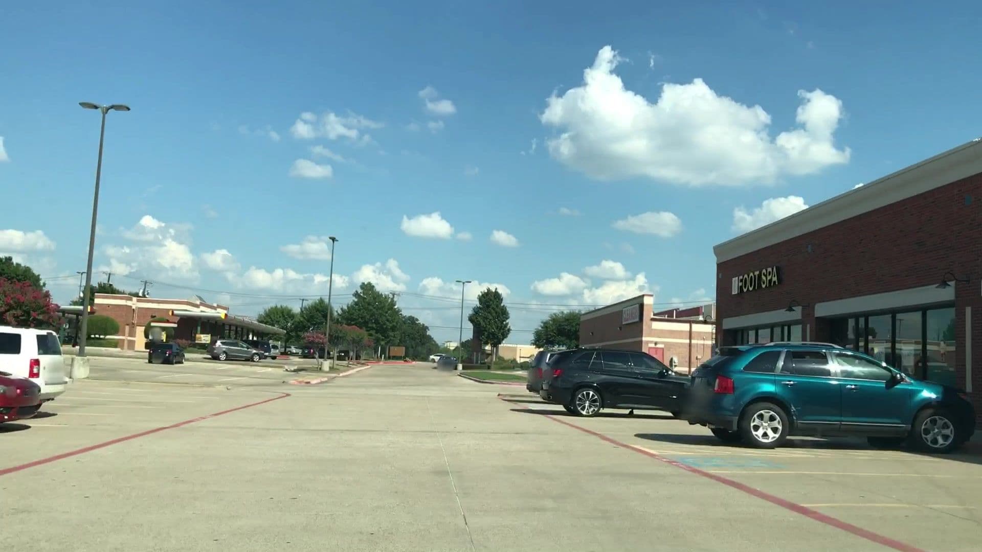 Street view near Mutt Shack TX, Colleyville — © lvl5 (CC BY-SA · Mapillary)