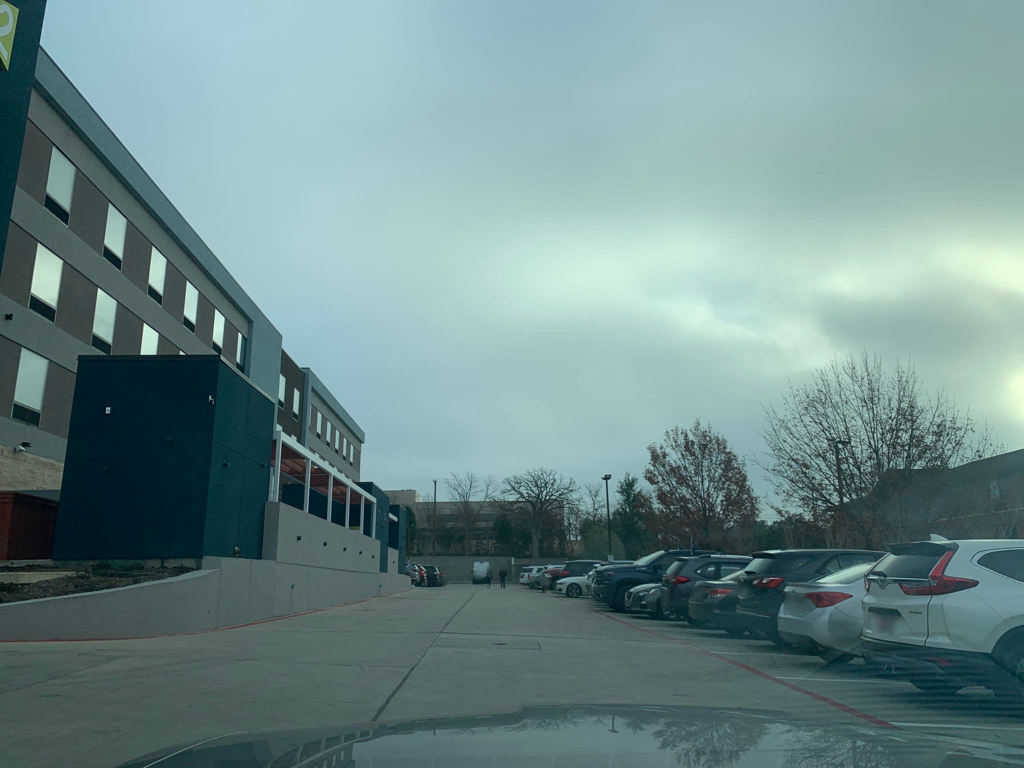 Street view near Extended Stay Hotels, Bedford — © drayshaun1 (CC BY-SA · Mapillary)