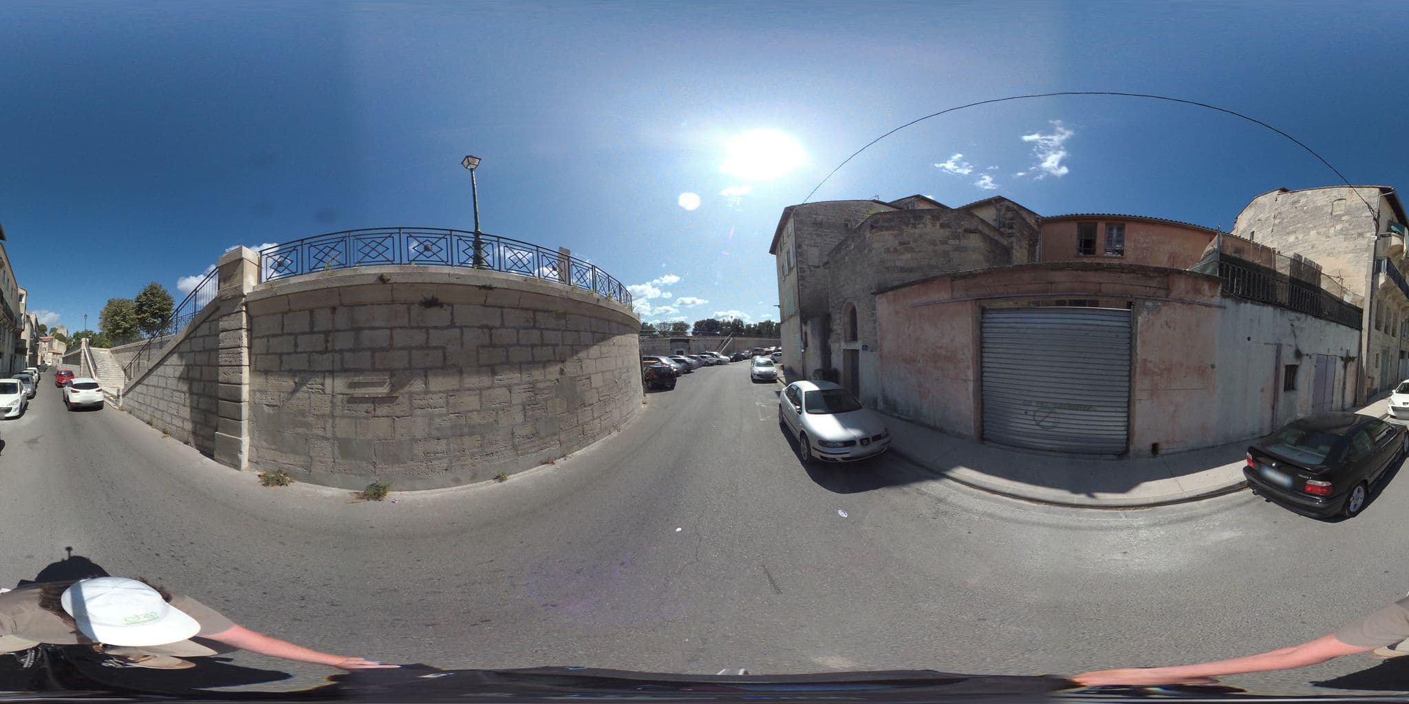 Street view near Le Napoléon, Beaucaire — © geovelo (CC BY-SA · Mapillary)