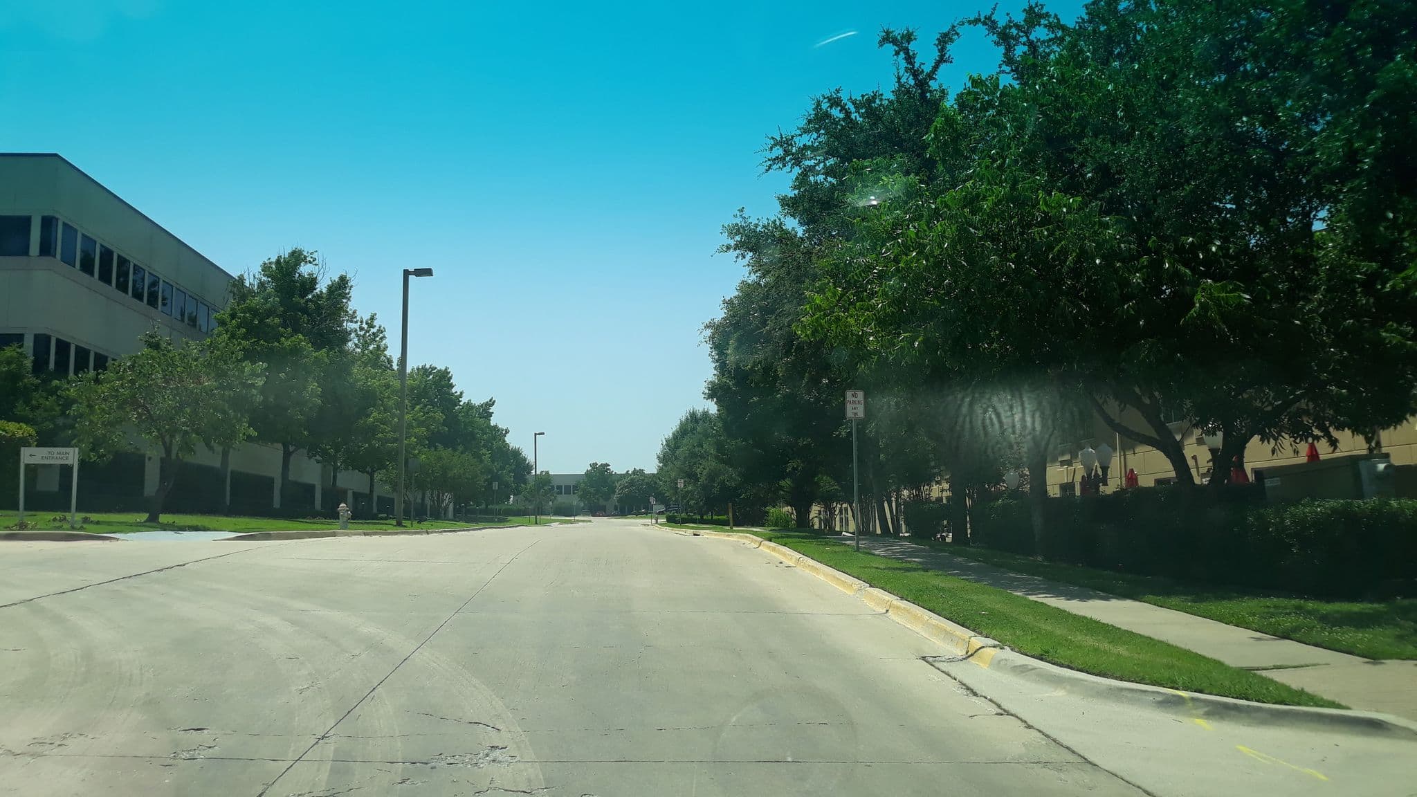 Street view near La Quinta Inn & Suites Dallas - Las Colinas, Irving — © torresc32 (CC BY-SA · Mapillary)