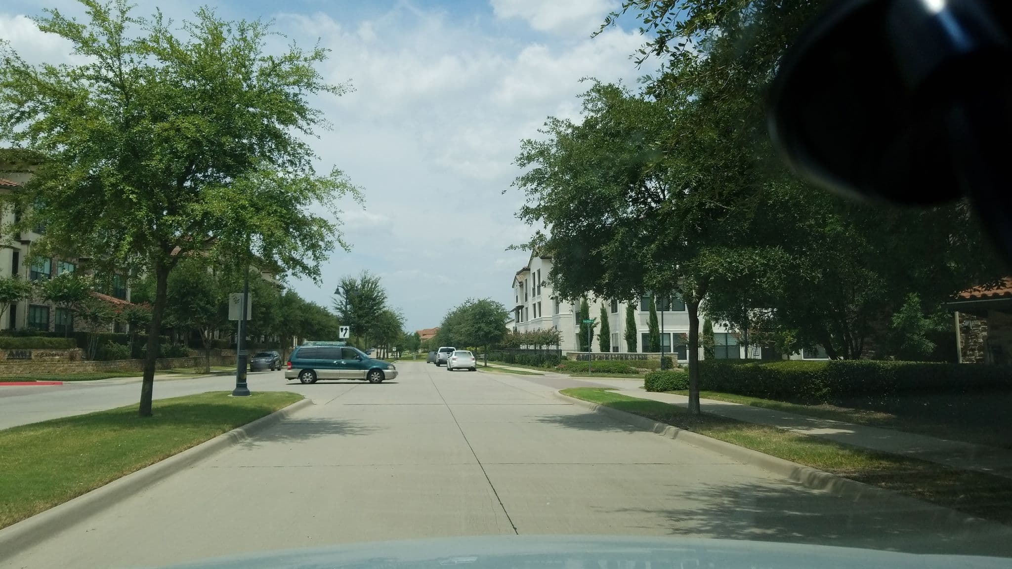 Street view near Kaschel Bed & Breakfast, Farmers Branch — © charlie7842 (CC BY-SA · Mapillary)