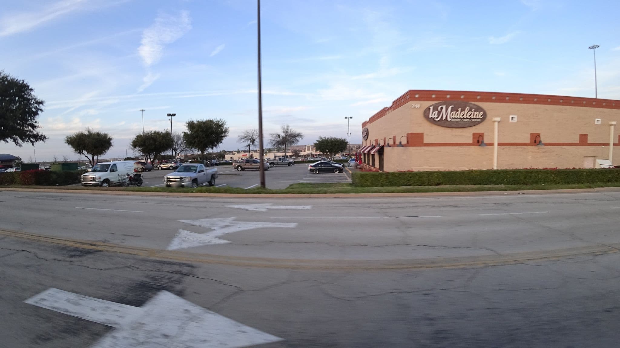 Street view near Sprinhill Suites Hotel Lewisville, Lewisville — © bwyatt516 (CC BY-SA · Mapillary)