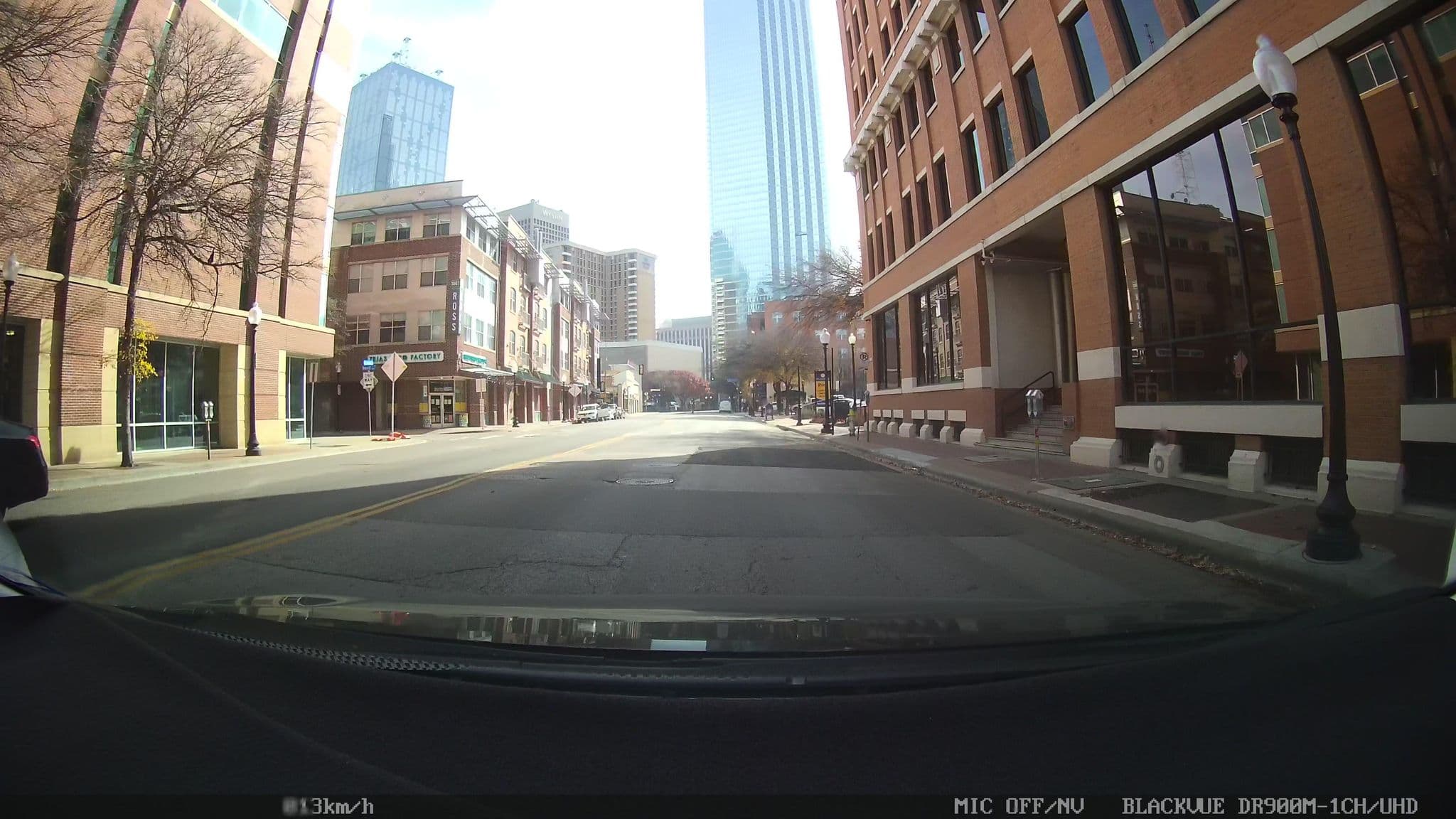 Street view near Springhill Suite by Marriott, Dallas — © ediyesss (CC BY-SA · Mapillary)