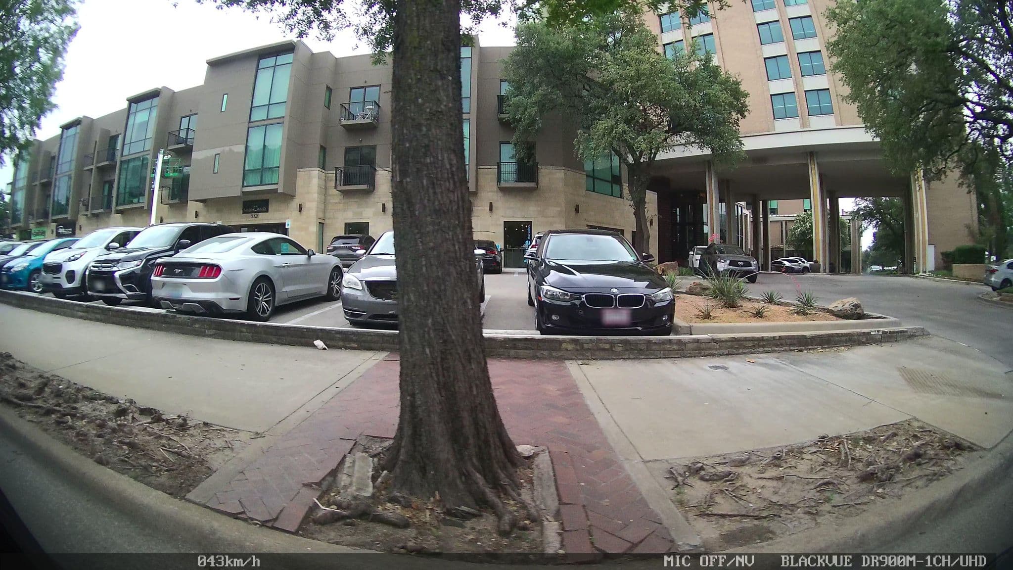 Street view near Hotel Palomar Dallas , a Kimpton Hotel, Dallas — © kaart_2 (CC BY-SA · Mapillary)