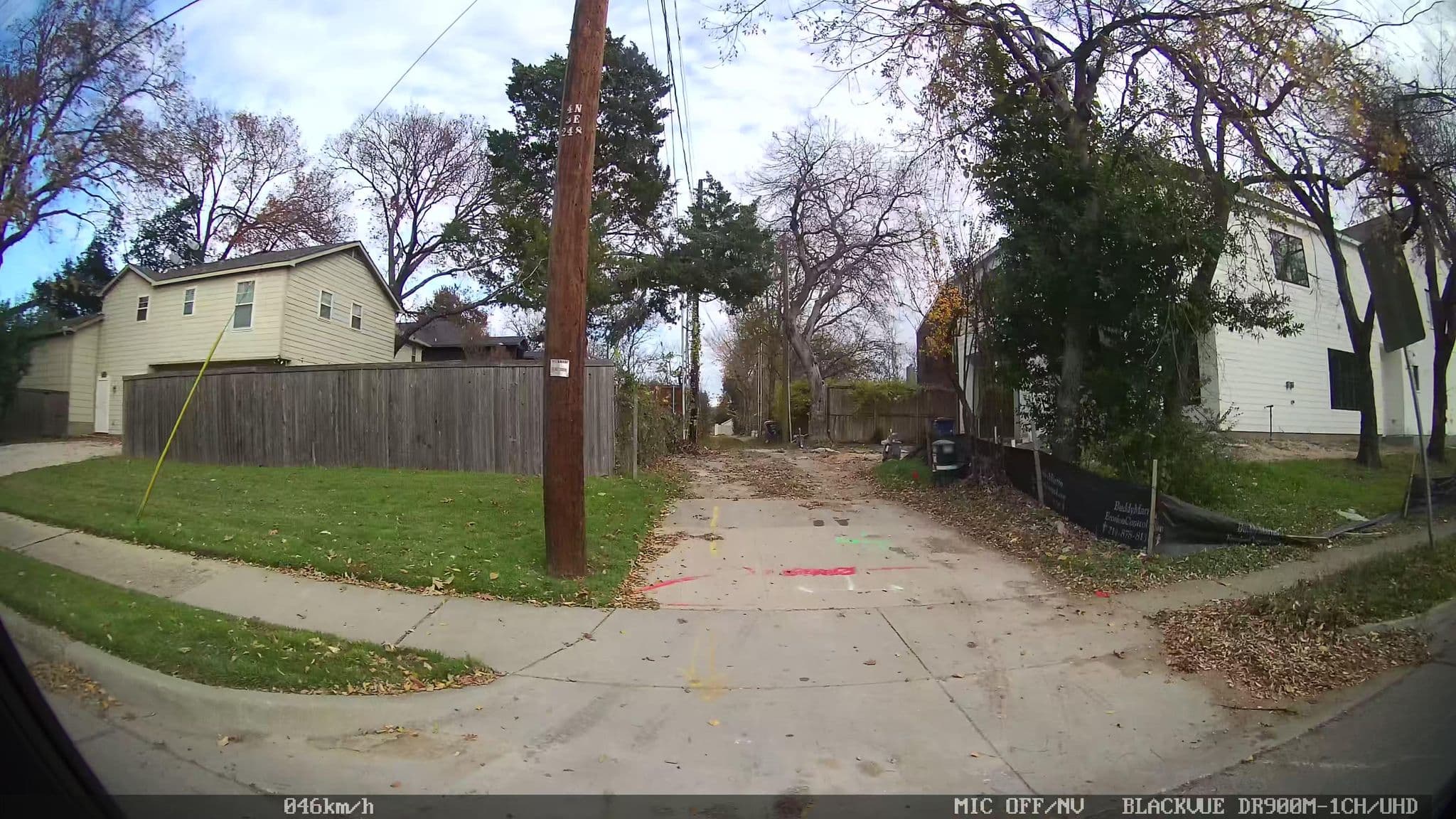 Street view near Hotel California, Dallas — © karitotp (CC BY-SA · Mapillary)