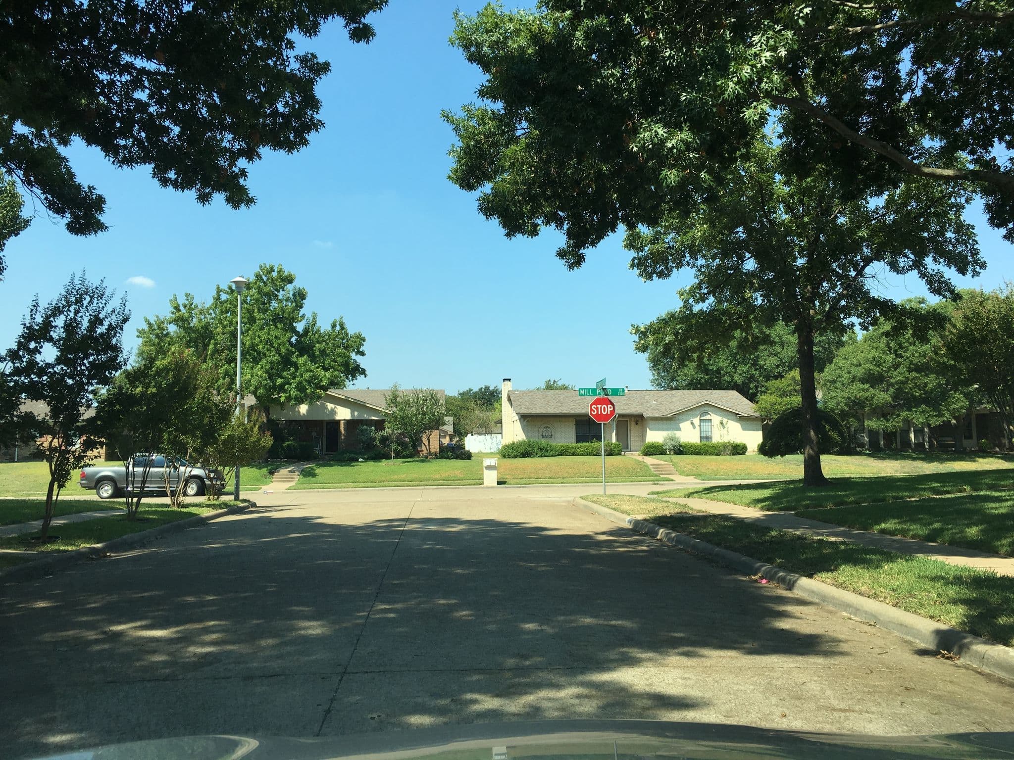Street view near Total Drama Island 2, Garland — © benjpns (CC BY-SA · Mapillary)