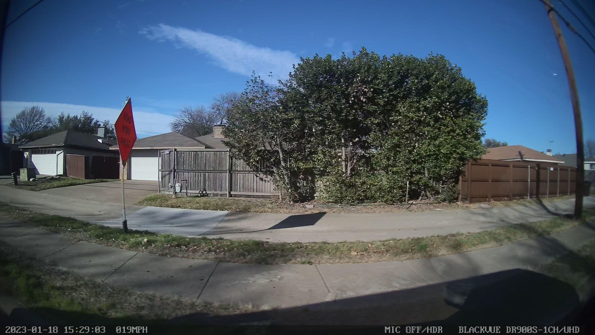 Street view near The Mamas & The Papas, Plano — © gruzovik (CC BY-SA · Mapillary)