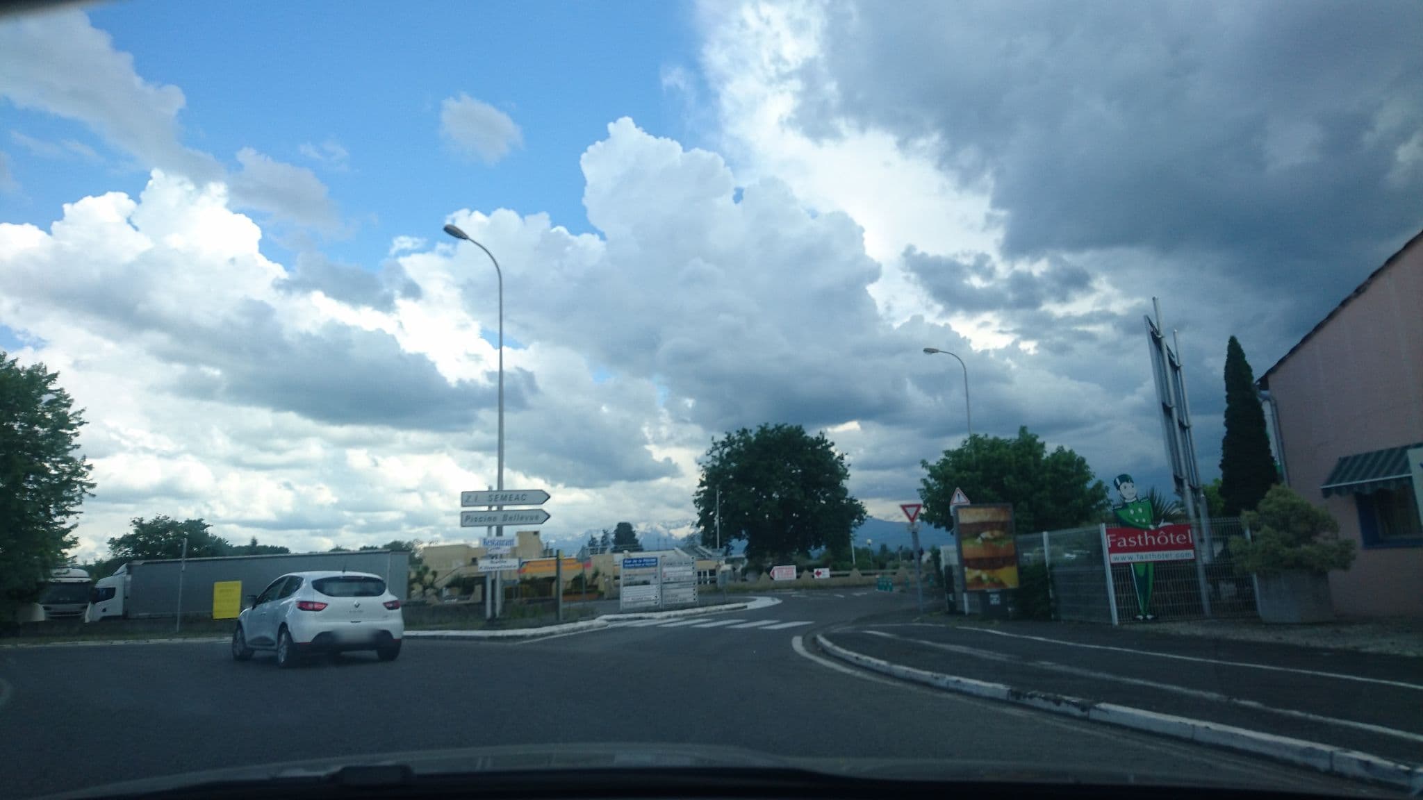 Street view near Fasthôtel, Séméac — © alexczx (CC BY-SA · Mapillary)
