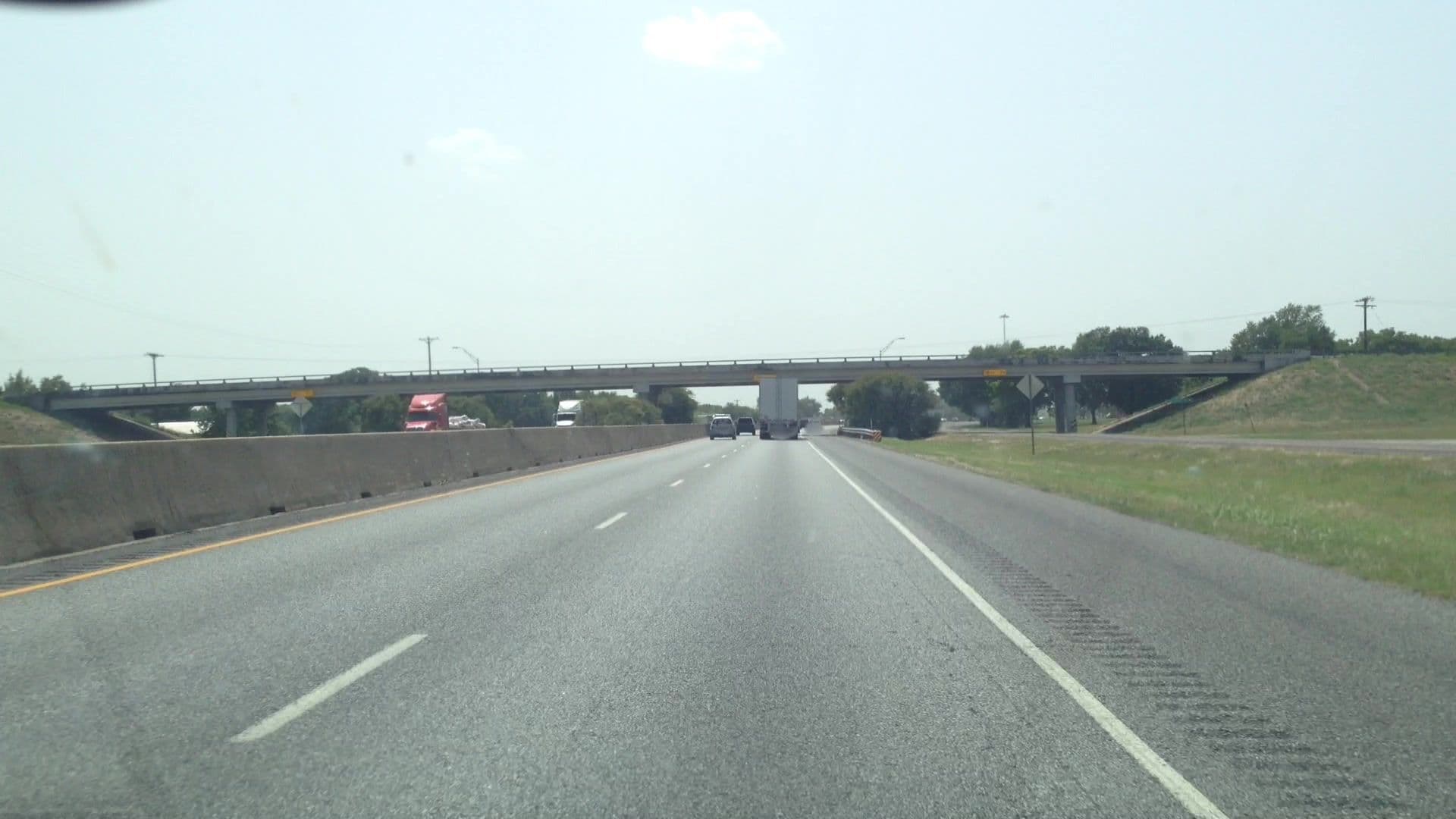 Street view near Crowne Plaza, Caddo Mills — © lvl5 (CC BY-SA · Mapillary)