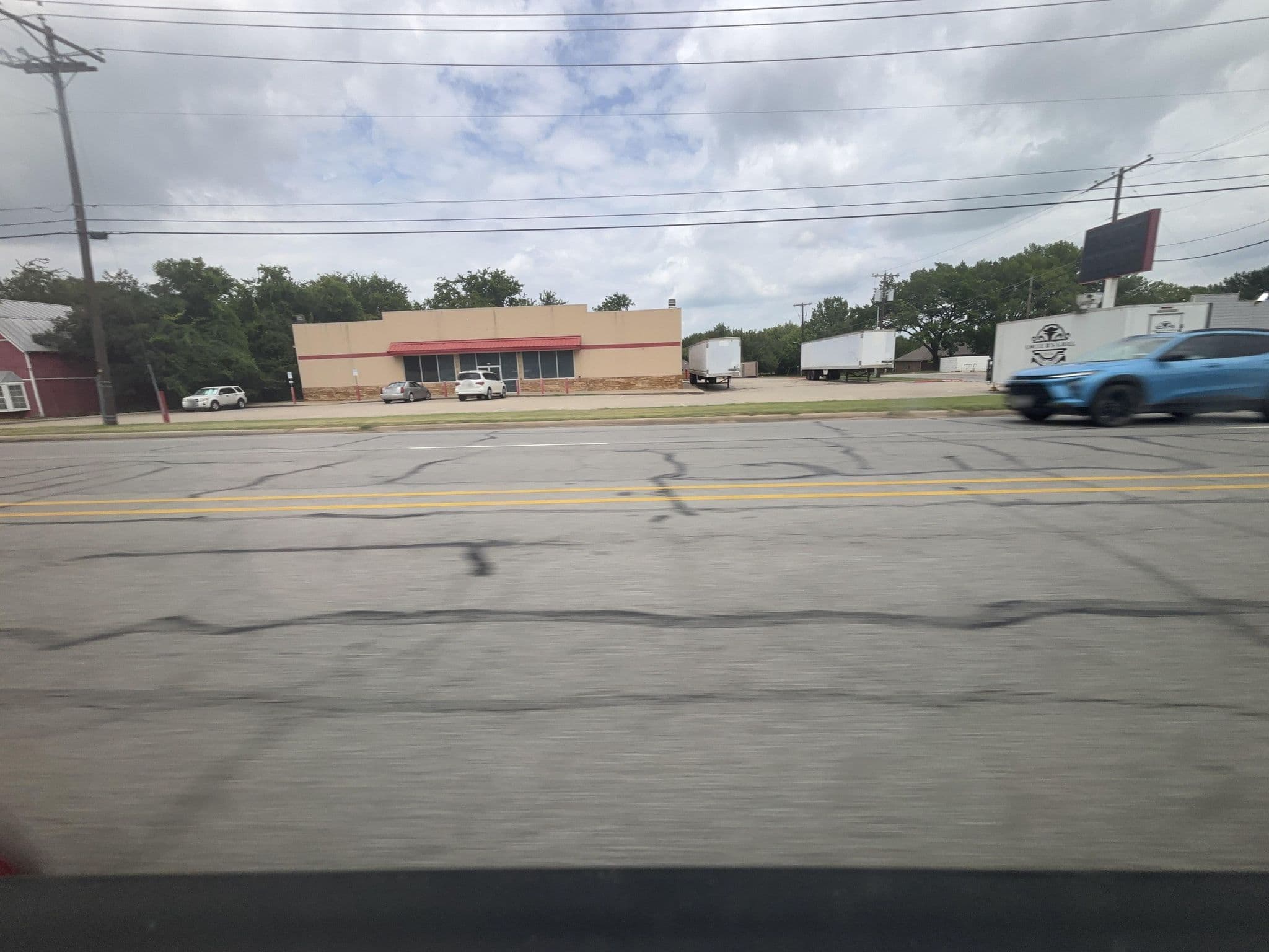 Street view near Paradise Cove Resort and Camp Grounds, Pottsboro — © CasonCWX (CC BY-SA · Mapillary)