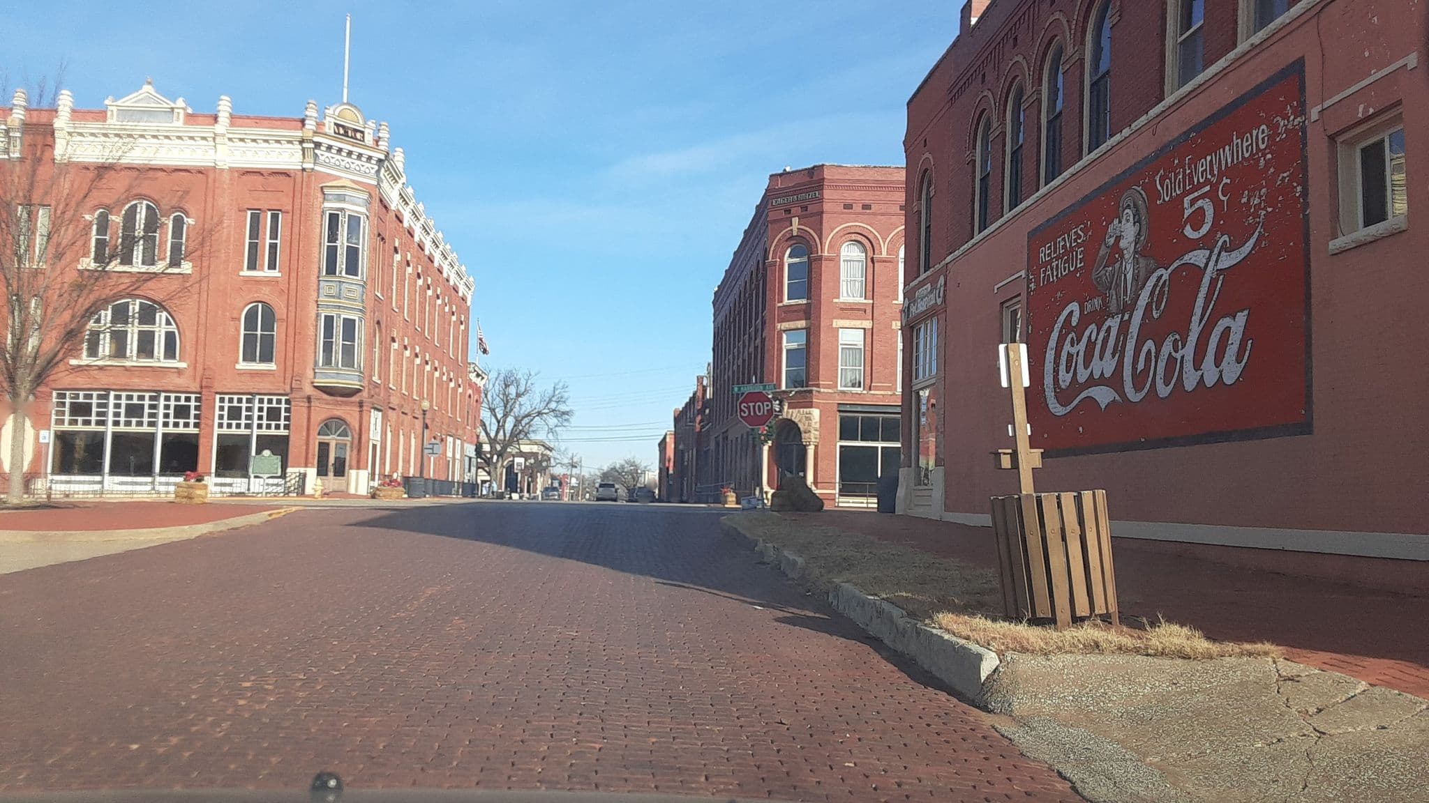 Street view near Atomic Loft, Guthrie — © bradleypesicka (CC BY-SA · Mapillary)