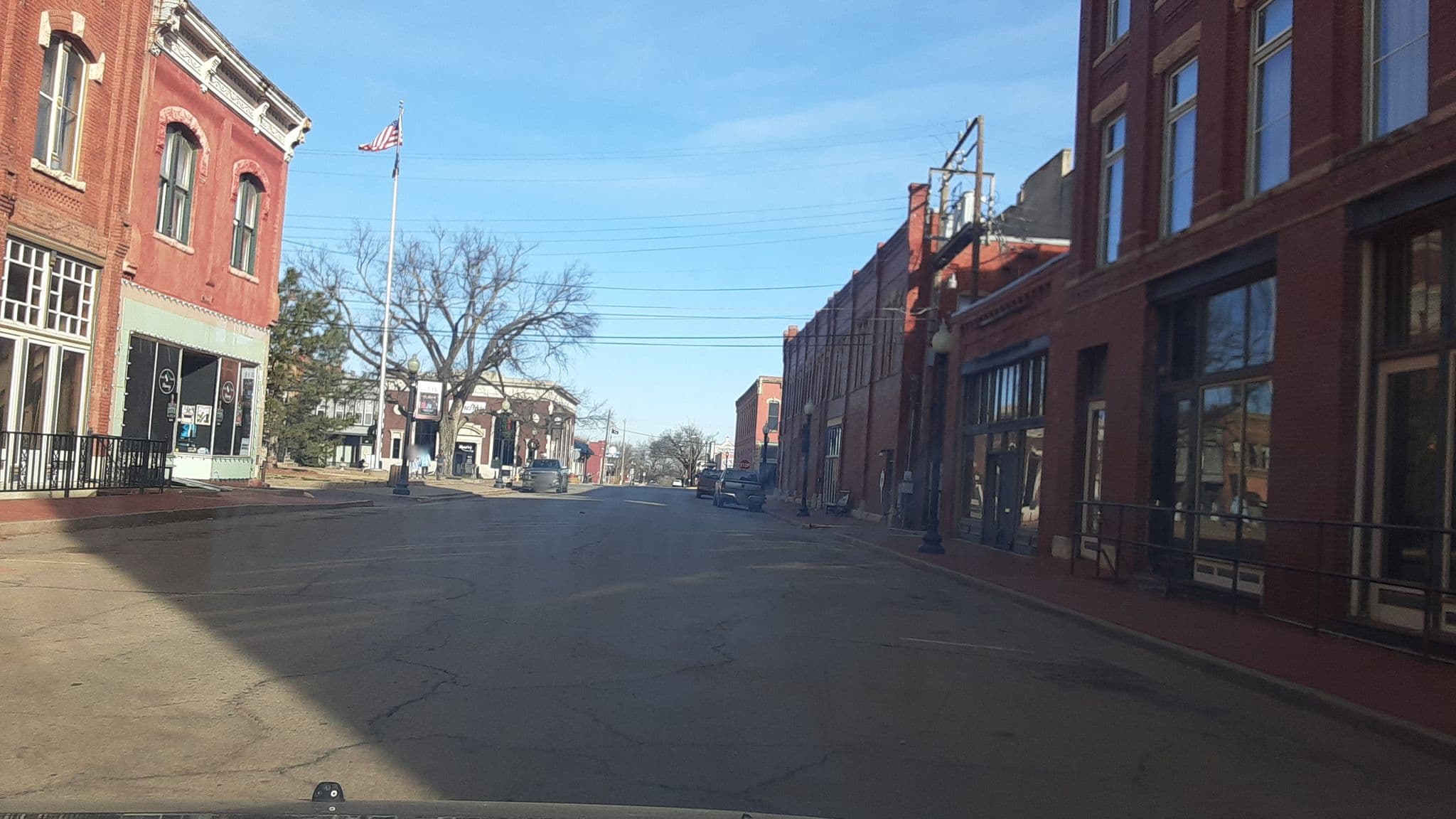 Street view near Victor Building, Guthrie — © bradleypesicka (CC BY-SA · Mapillary)