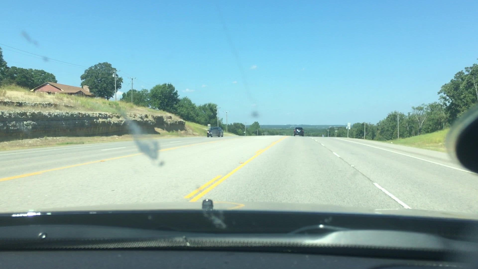Street view near Oaks Motel, Colbert — © lvl5 (CC BY-SA · Mapillary)