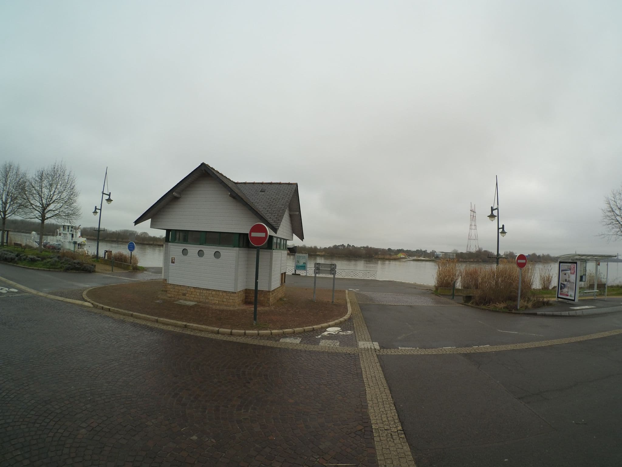 Street view near La Houache, Le Pellerin — © c_mobilite (CC BY-SA · Mapillary)