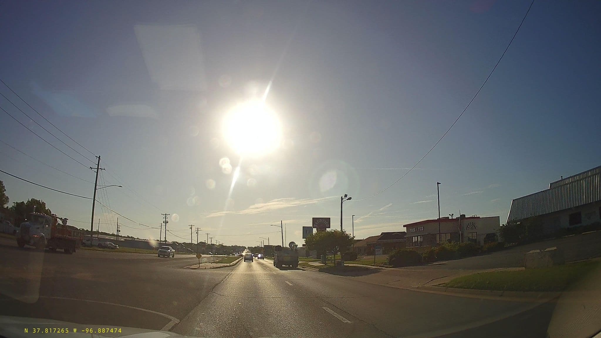 Street view near Best Western Red Coach Inn, Kechi — © bundlegut (CC BY-SA · Mapillary)