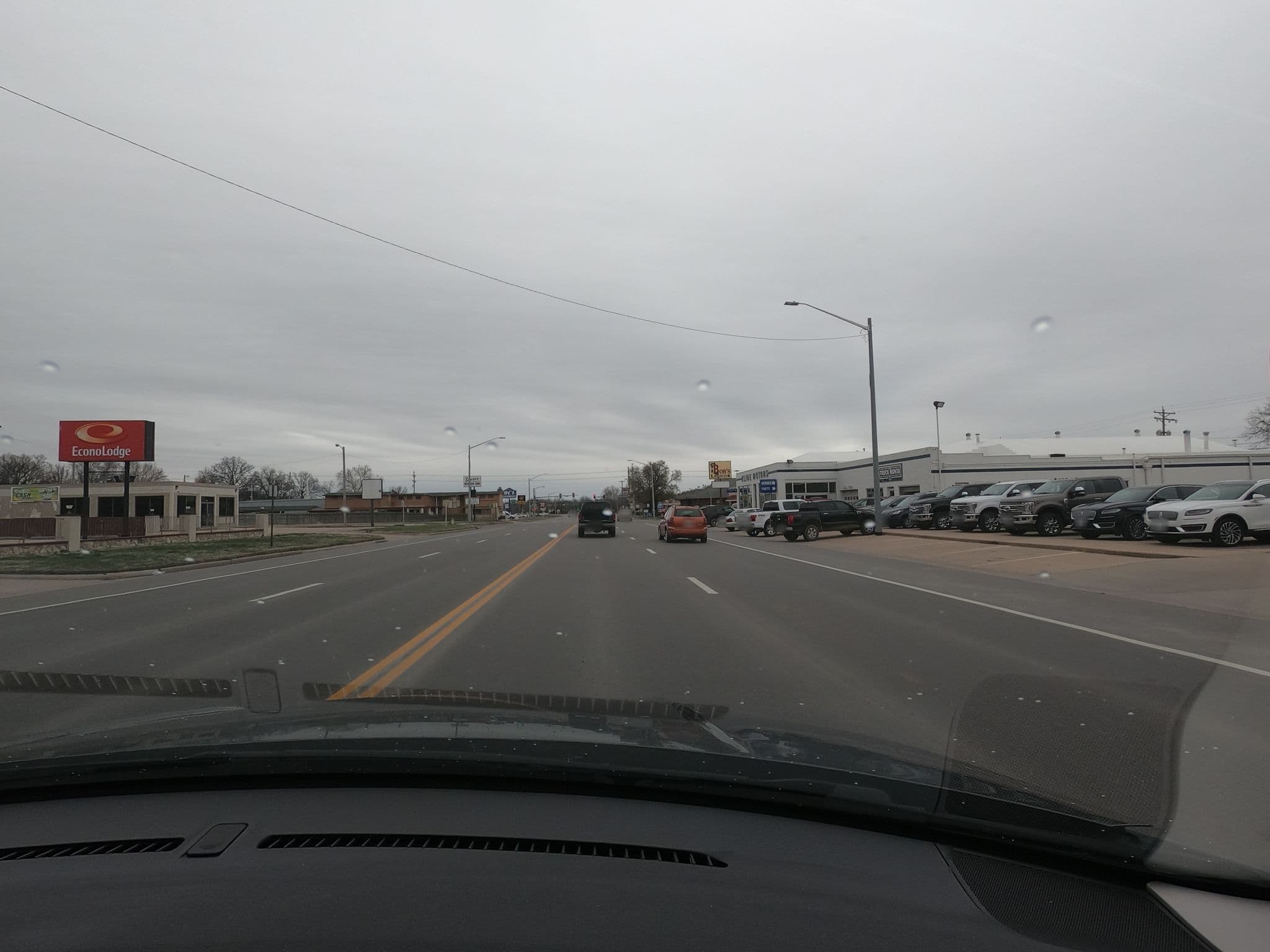 Street view near Choice Hotels, Winfield — © toebee (CC BY-SA · Mapillary)