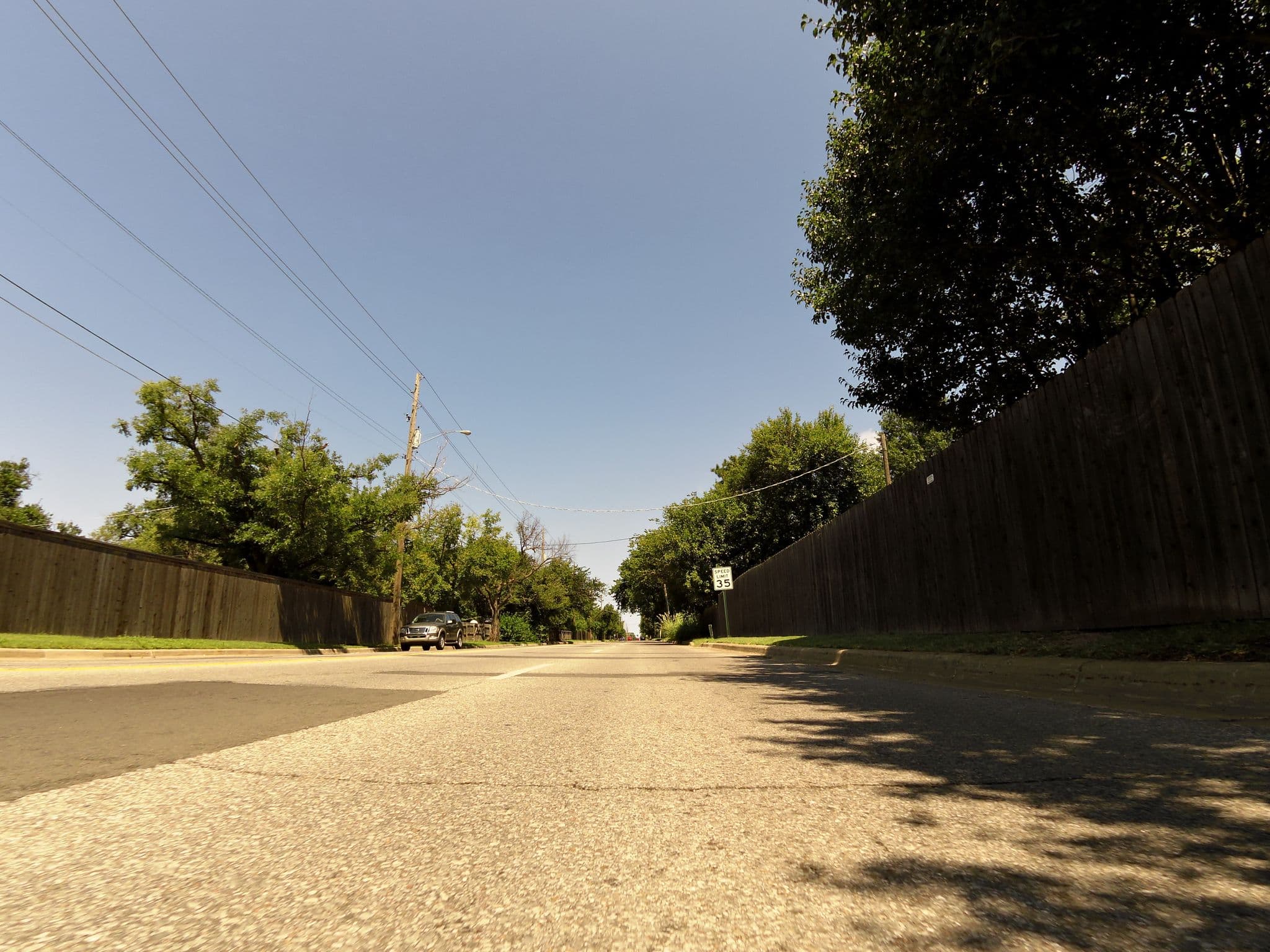 Street view near DAR BED & BREAKFAST, McConnell AFB — © bundlegut (CC BY-SA · Mapillary)
