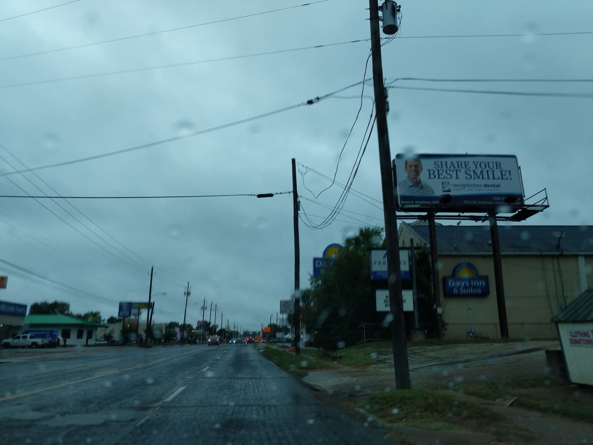 Street view near Days Inn Nacogdoches, Nacogdoches — © atze02 (CC BY-SA · Mapillary)