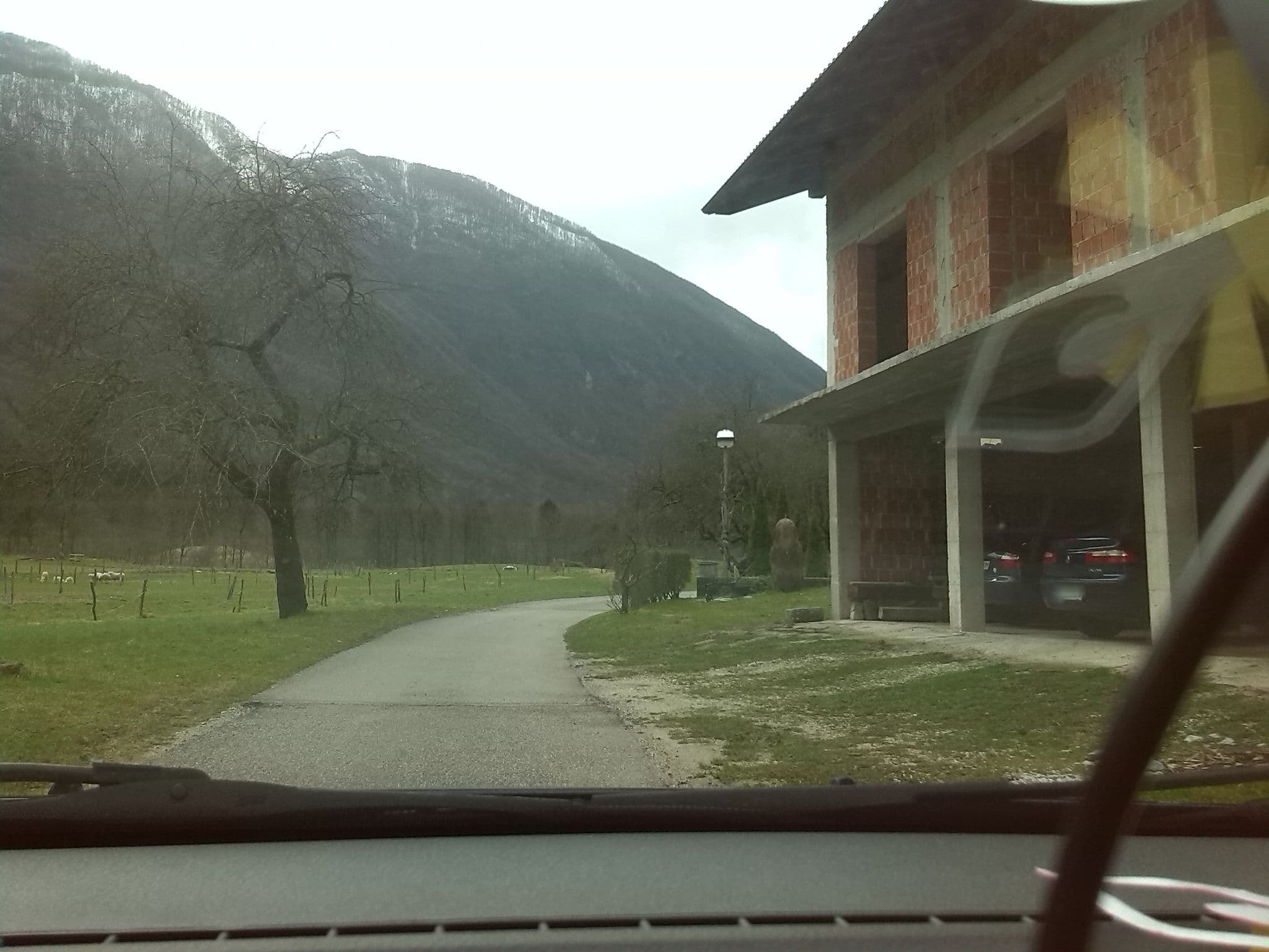 Street view near Hiša Kranjc, Kobarid — © cascafico (CC BY-SA · Mapillary)